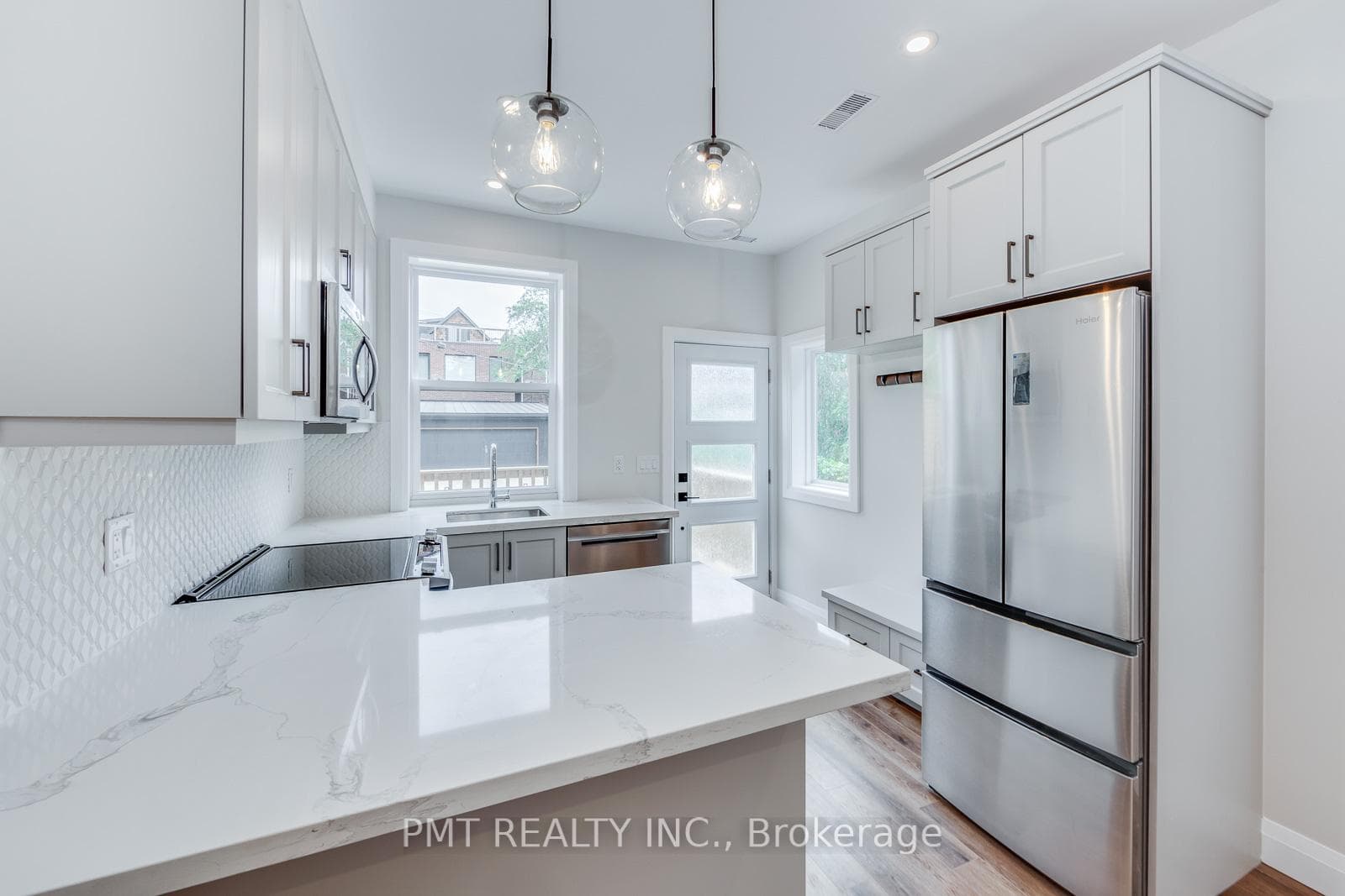 17 Lockwood Road Unit B photo 5