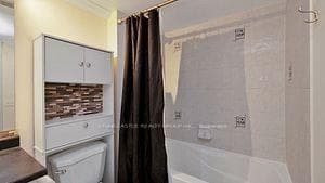 141 Sydenham Wells N/A Unit 1 photo 19