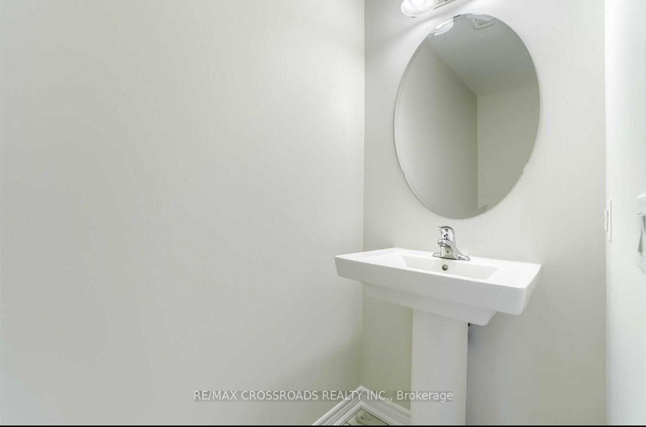 19 Icemaker Way photo 21