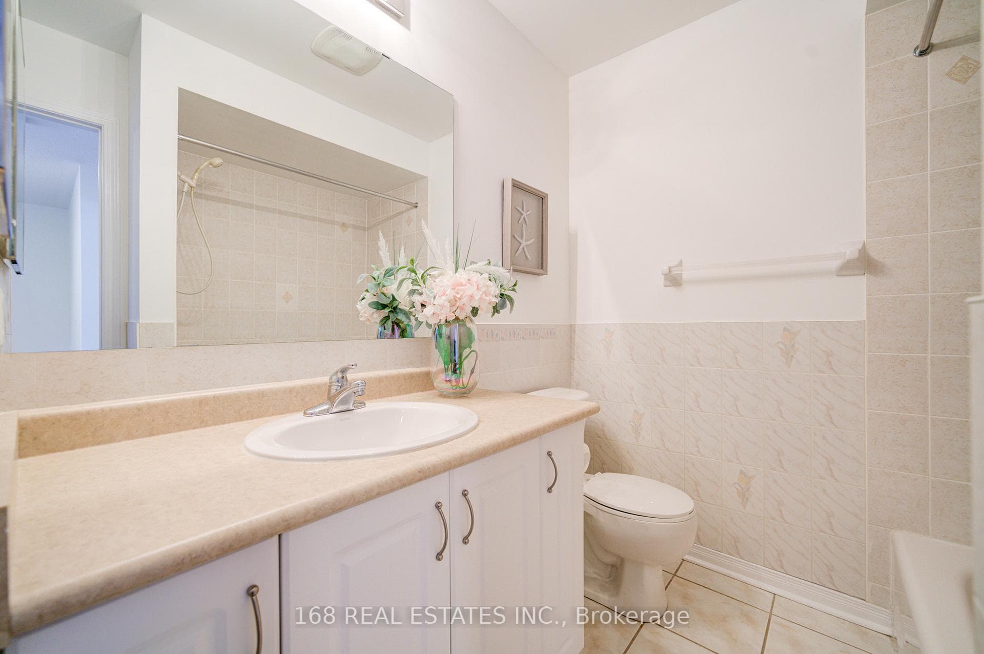 841 Bur Oak Avenue photo 14