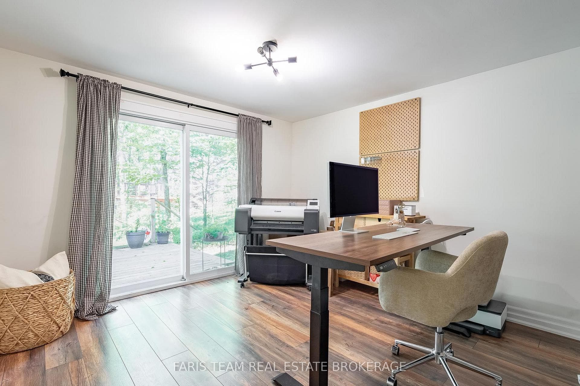 49 Huronwoods Drive photo 18