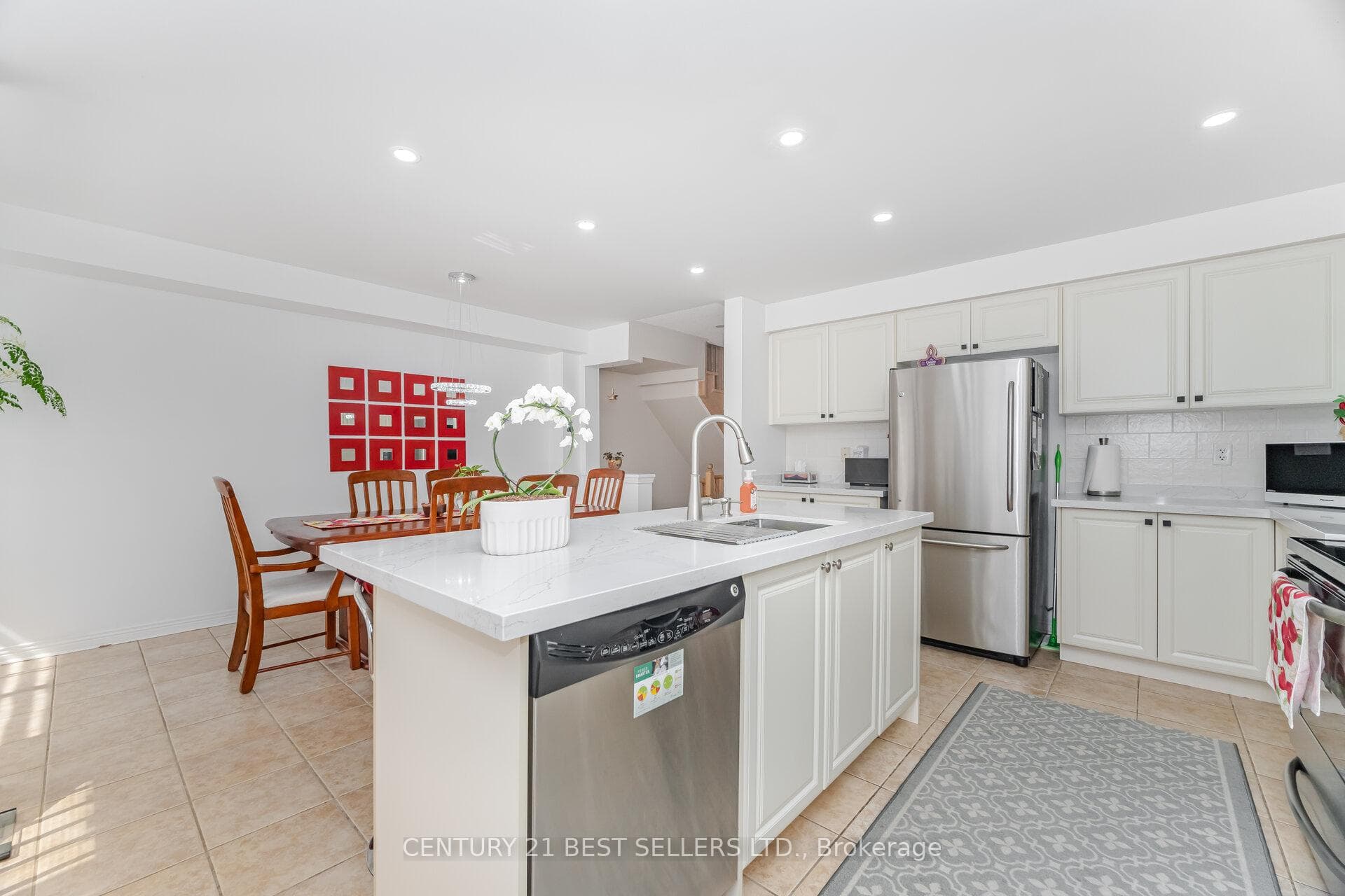 82 Pilkington Drive photo 17