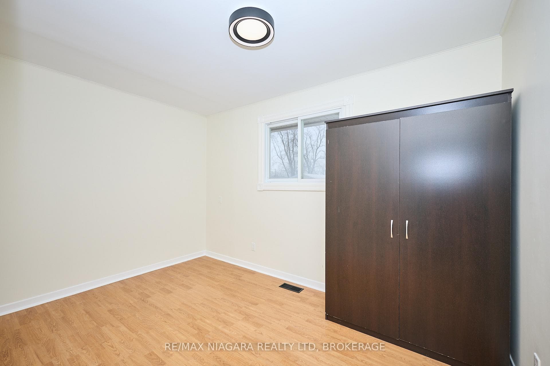 23 Alexandra Boulevard photo 12