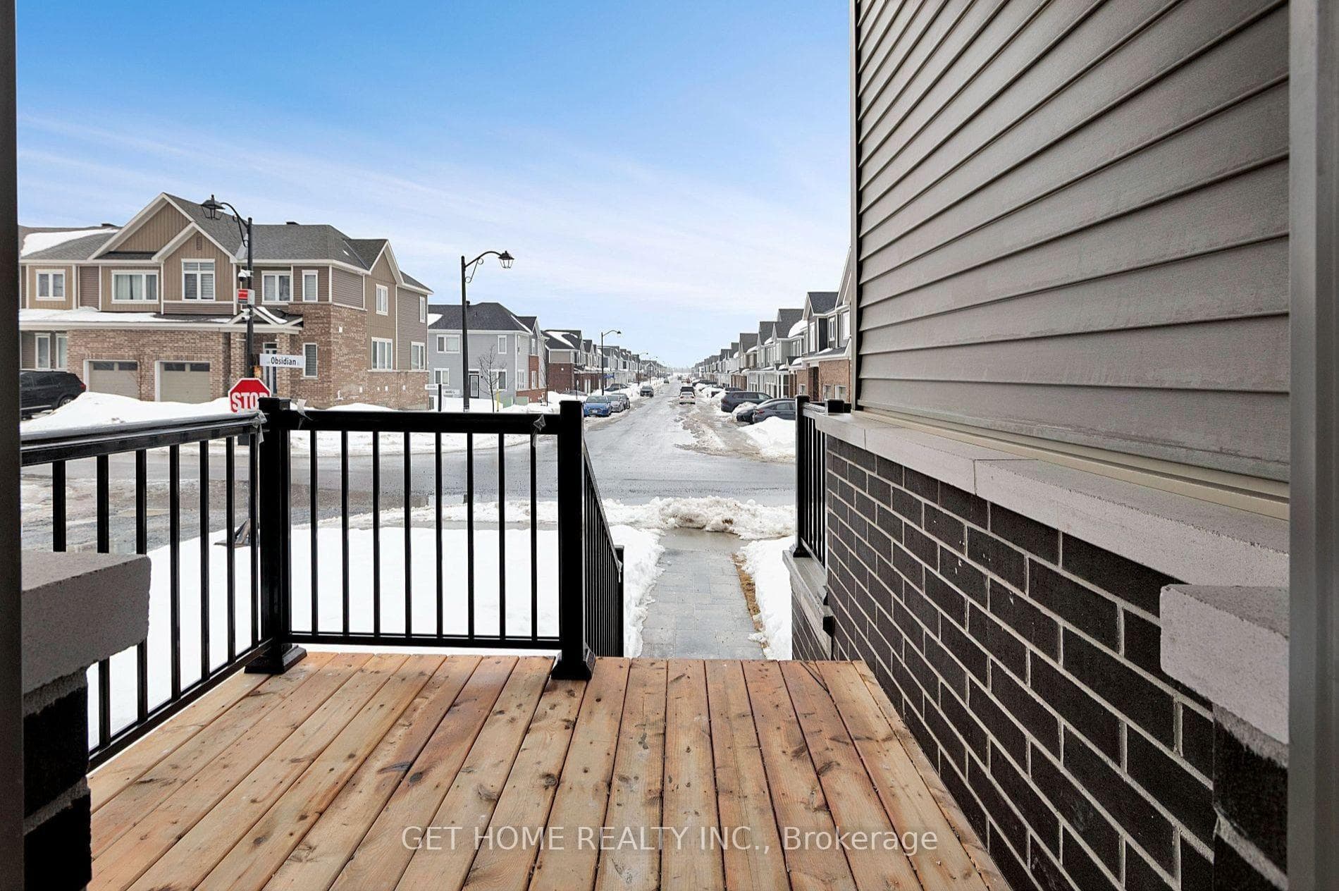 900 Parnian Private photo 17