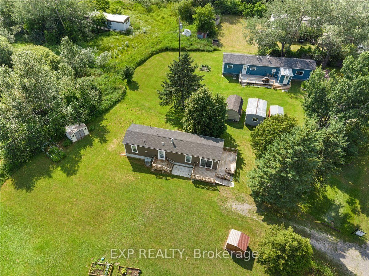 114 Harold Valley Drive photo 31