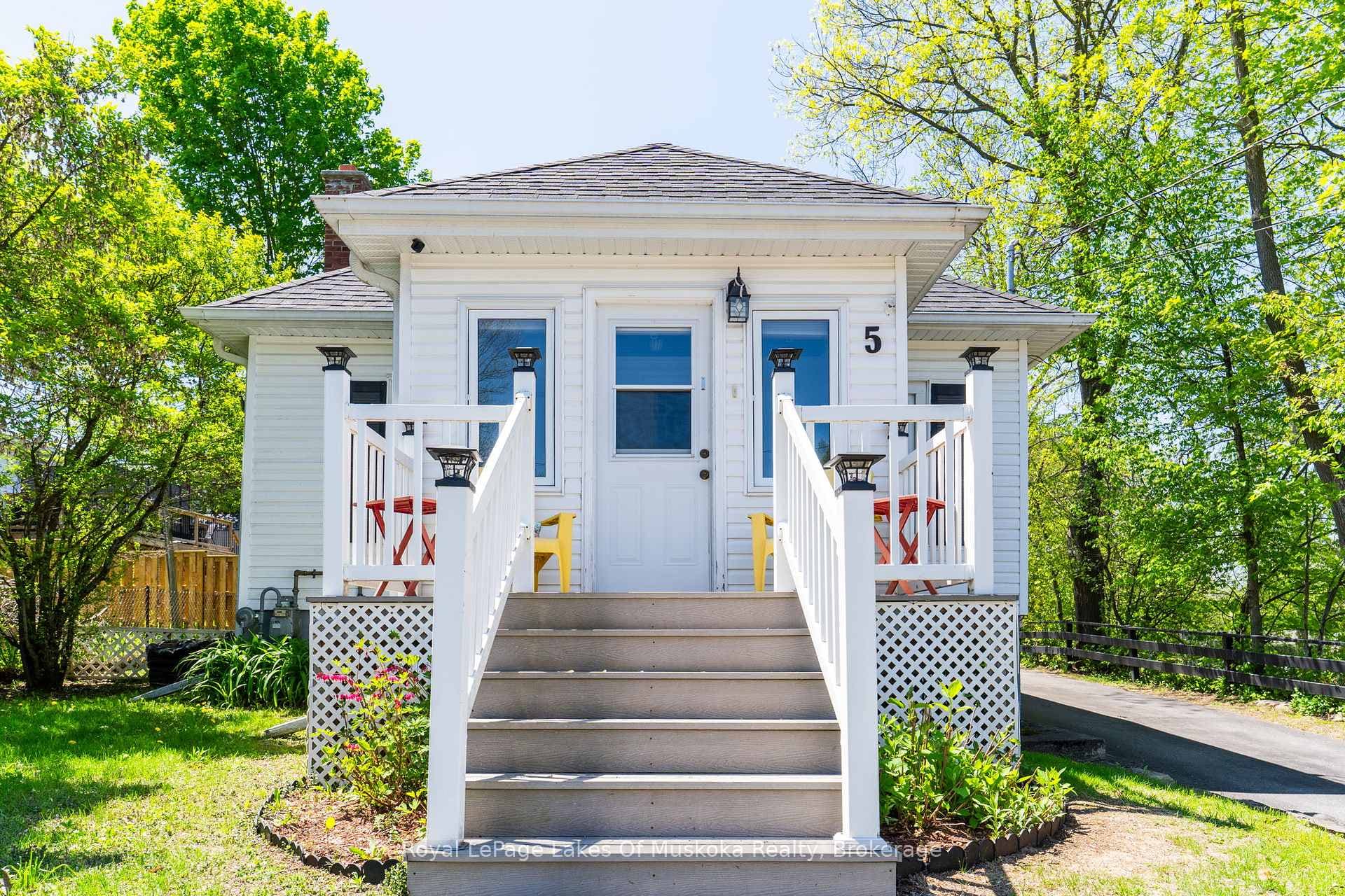 5 Tait Street photo 2