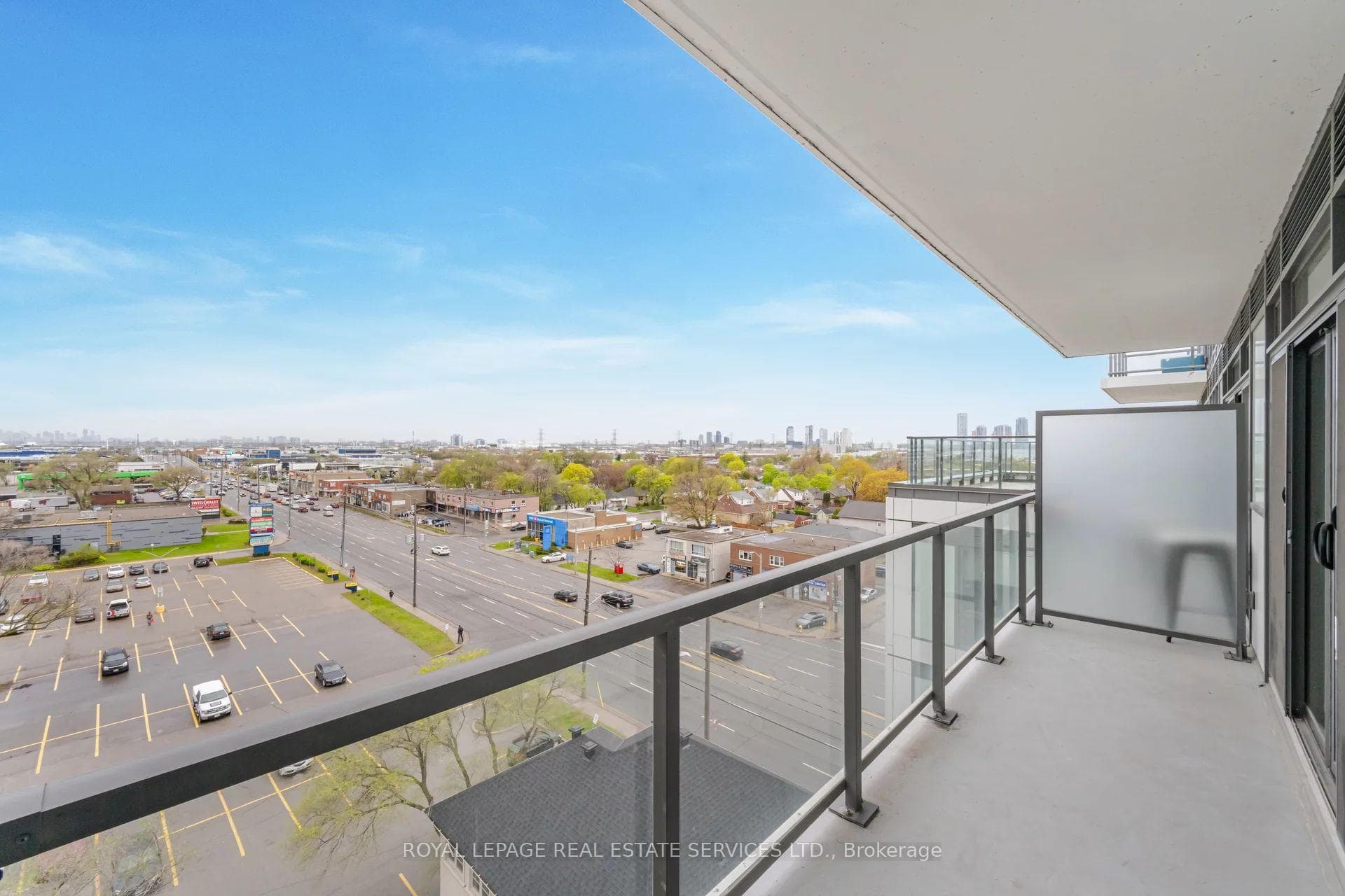 1195 The Queensway N/A Unit 712 photo 28