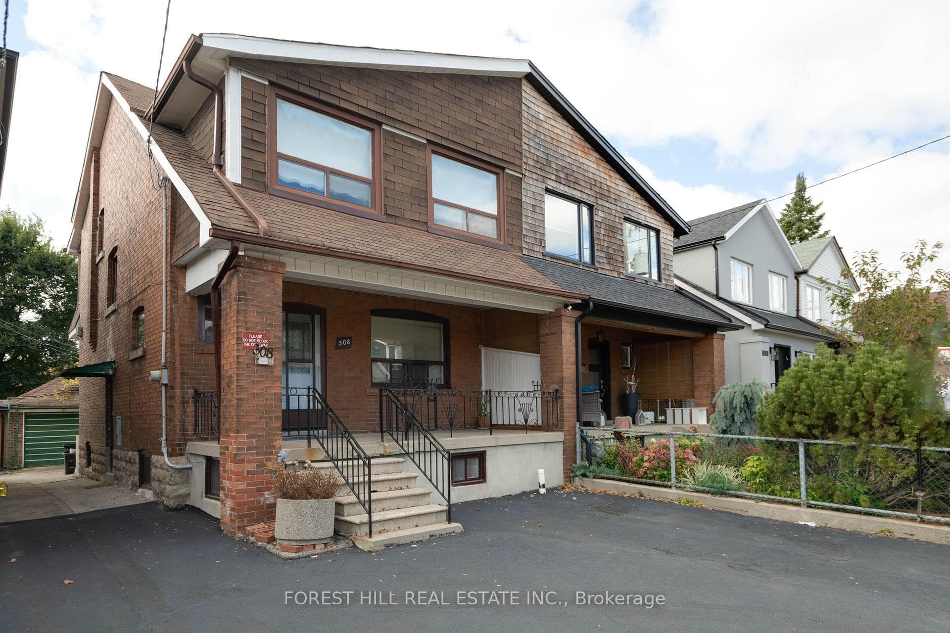 308 Glenholme Avenue photo 1
