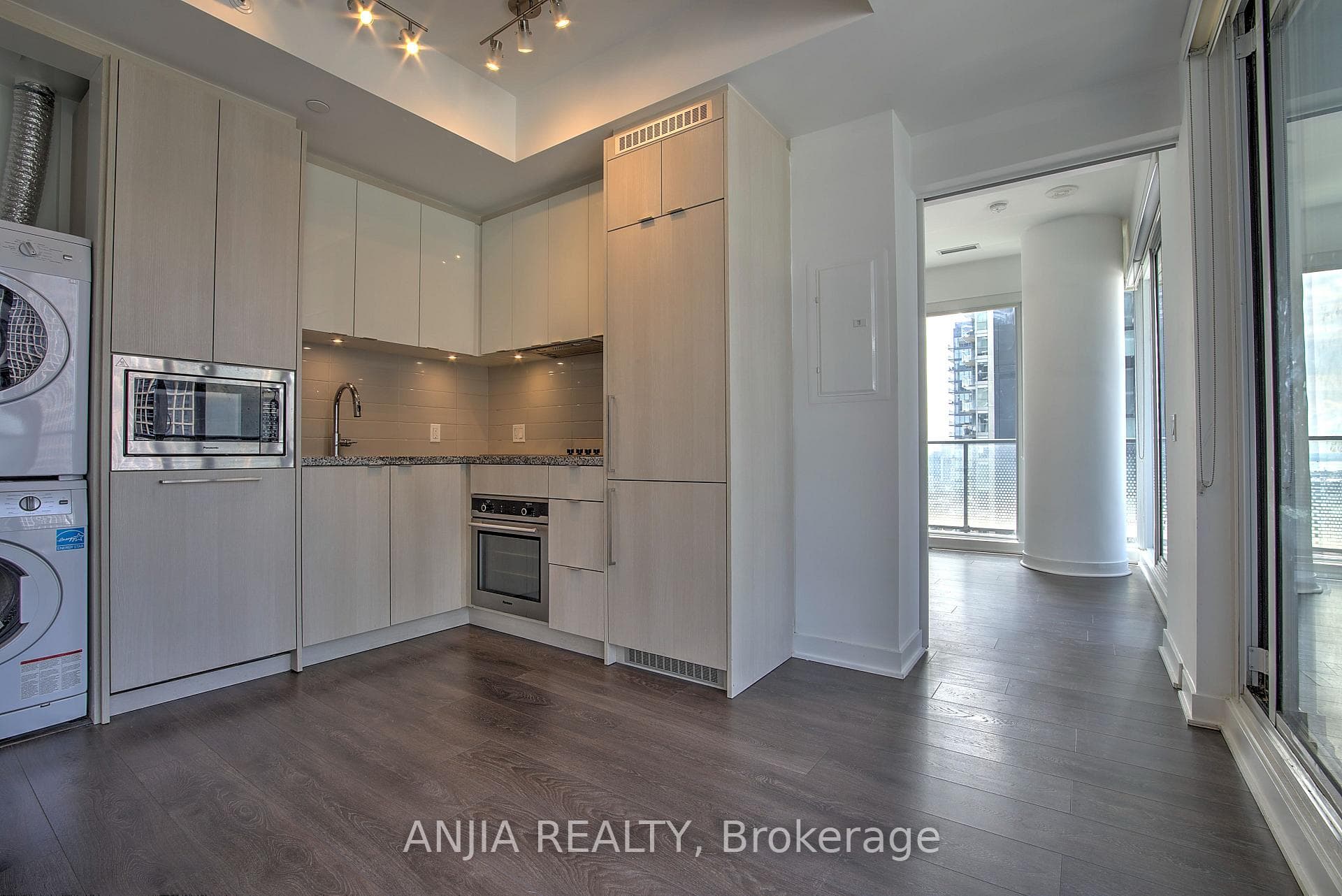 115 Blue Jays Way Unit 3209 photo 9