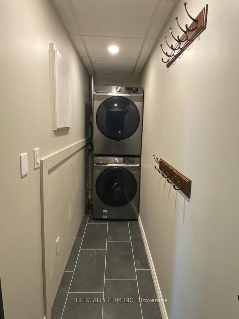 45 Pond Mills Road Unit 810 photo 11
