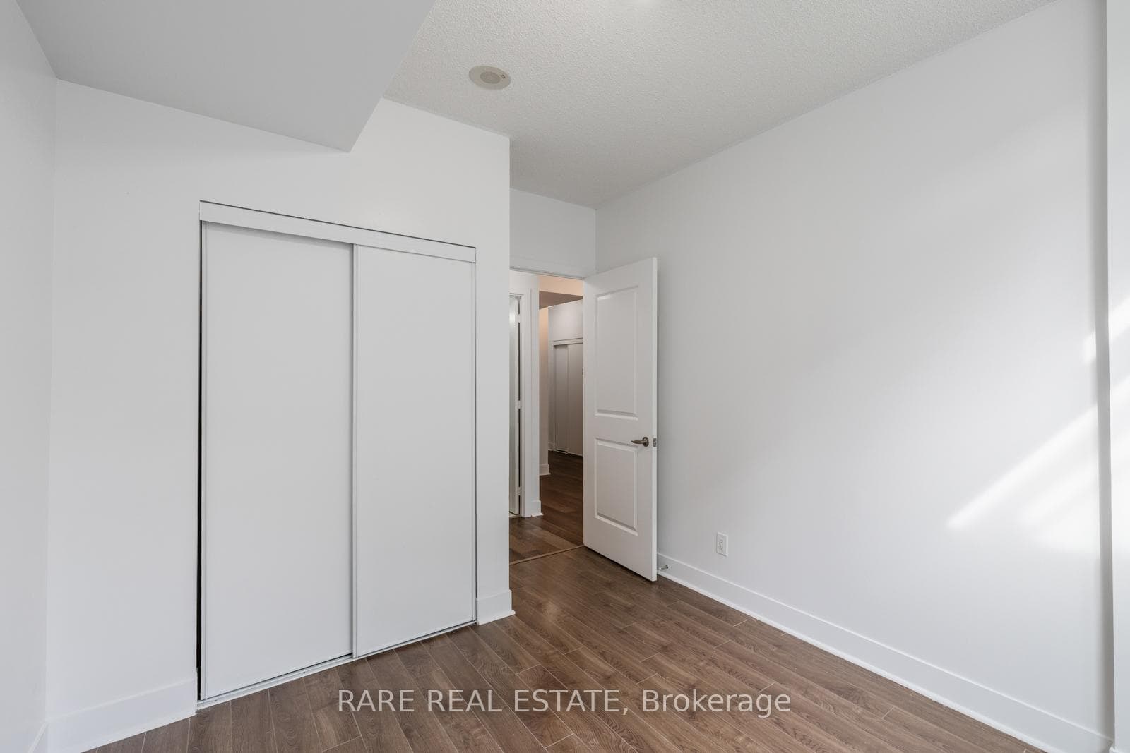 68 Merton Street Unit 208 photo 25