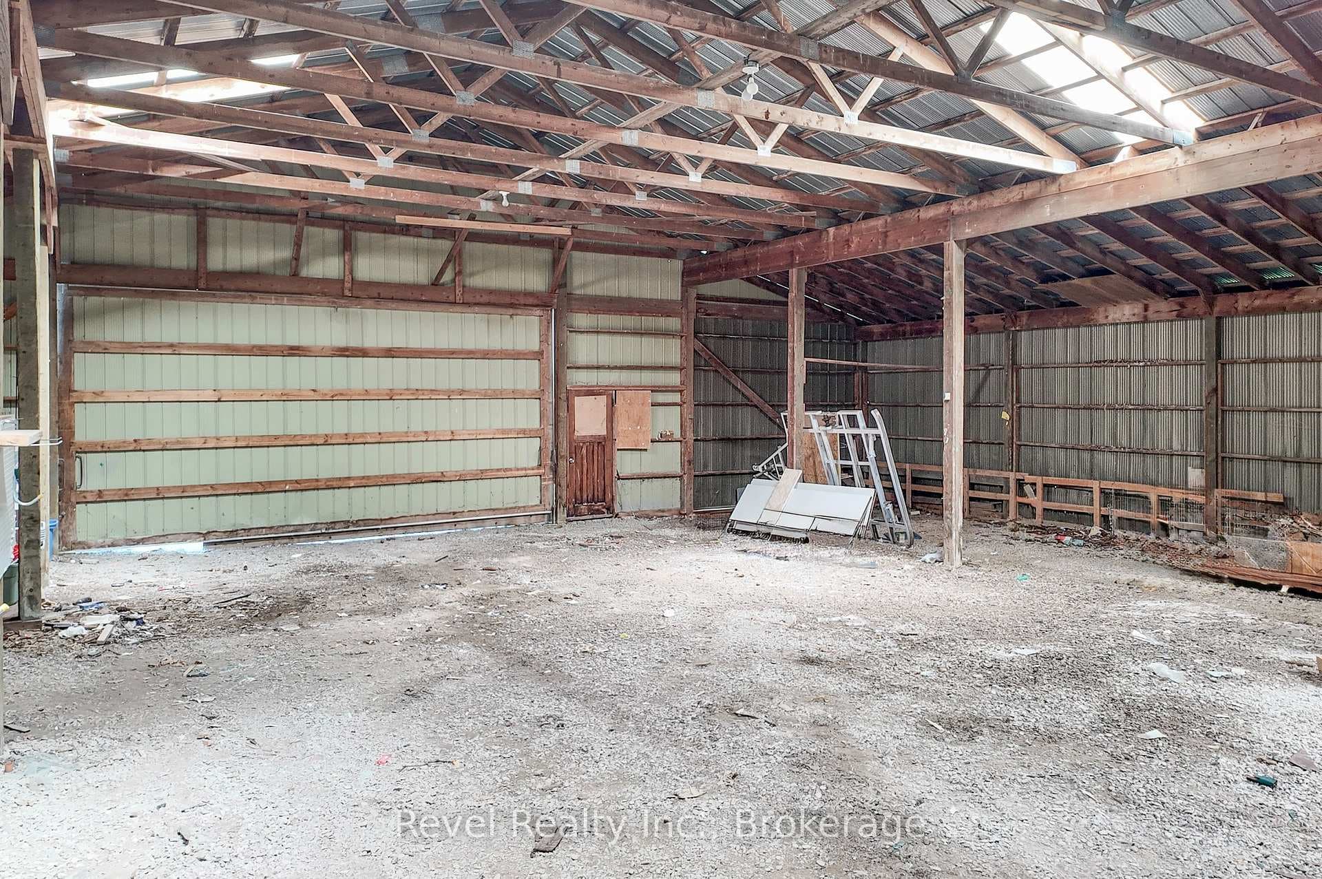 1718 Kirkfield Road photo 11