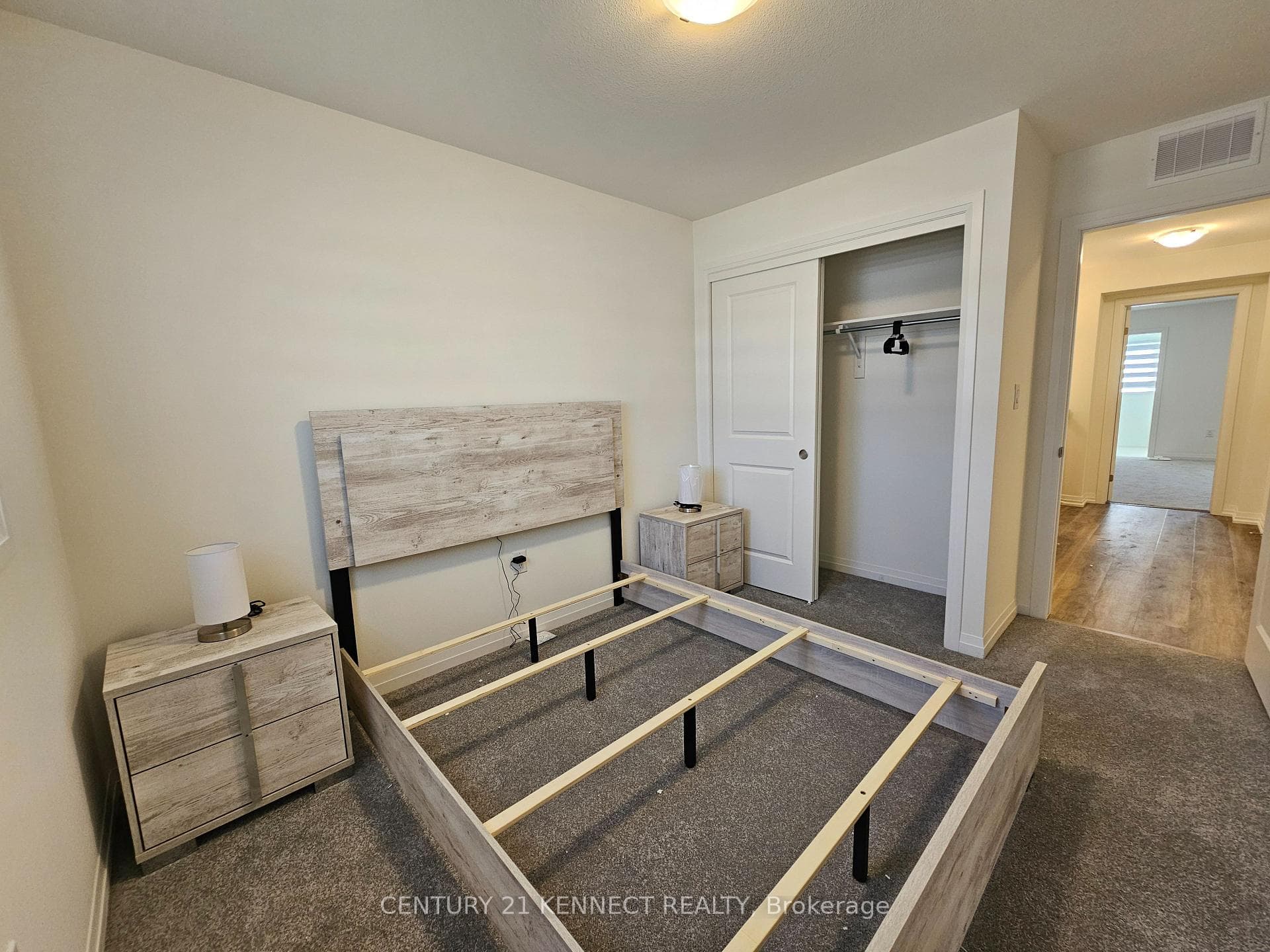 150 Bur Oak Drive photo 22