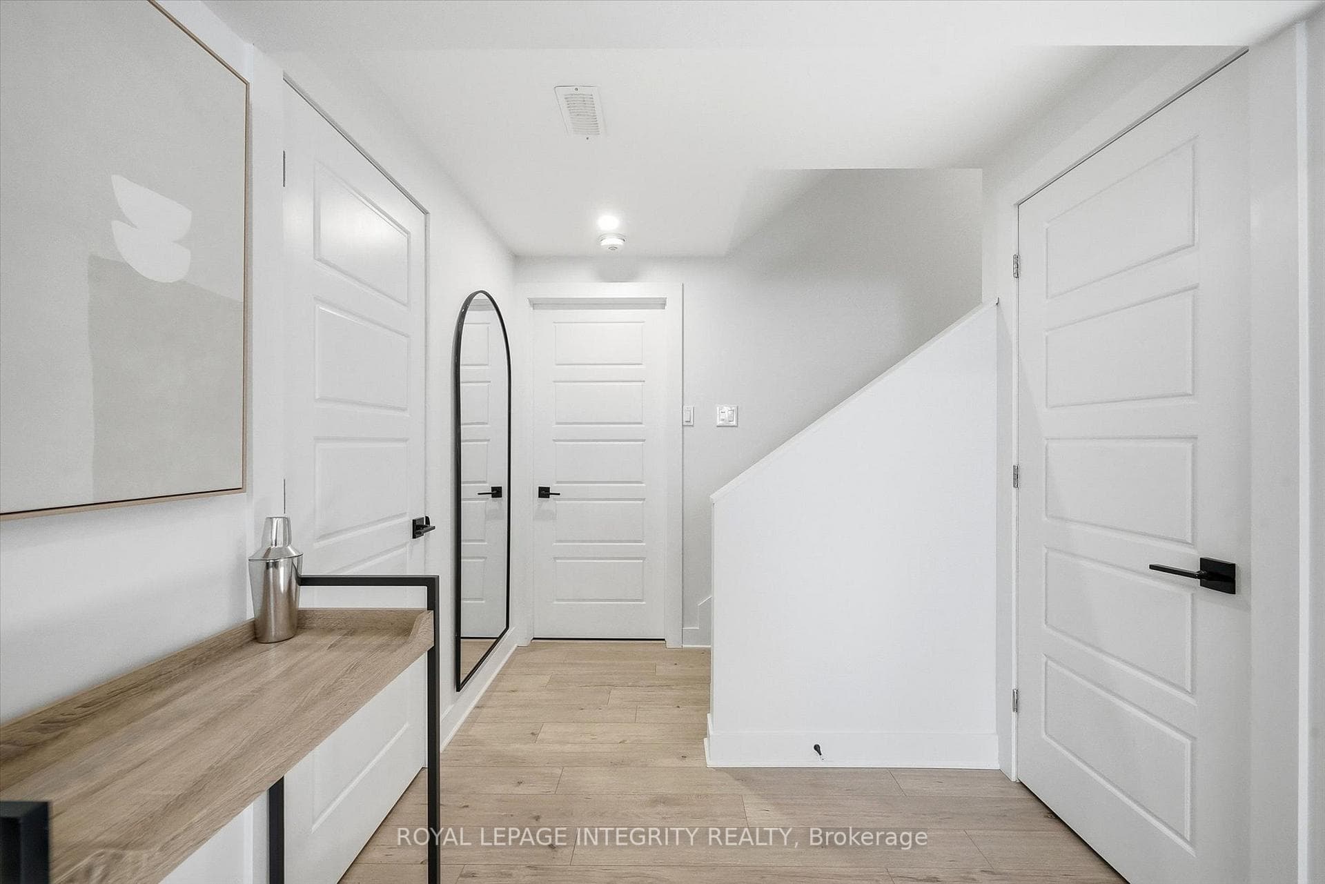 589 Catleaf Row photo 28
