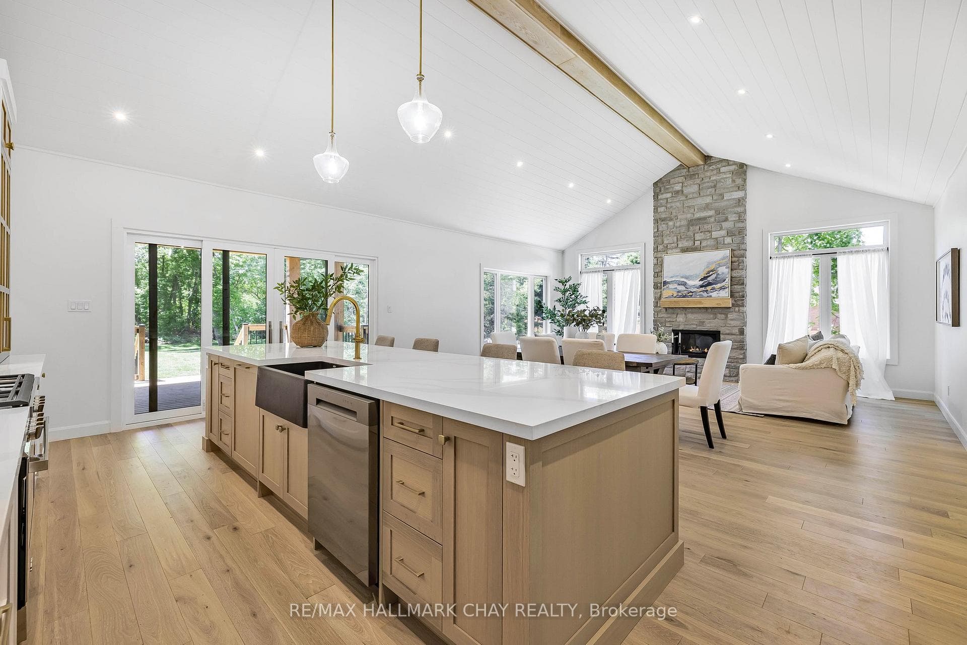 21 Heatherwood Drive photo 8