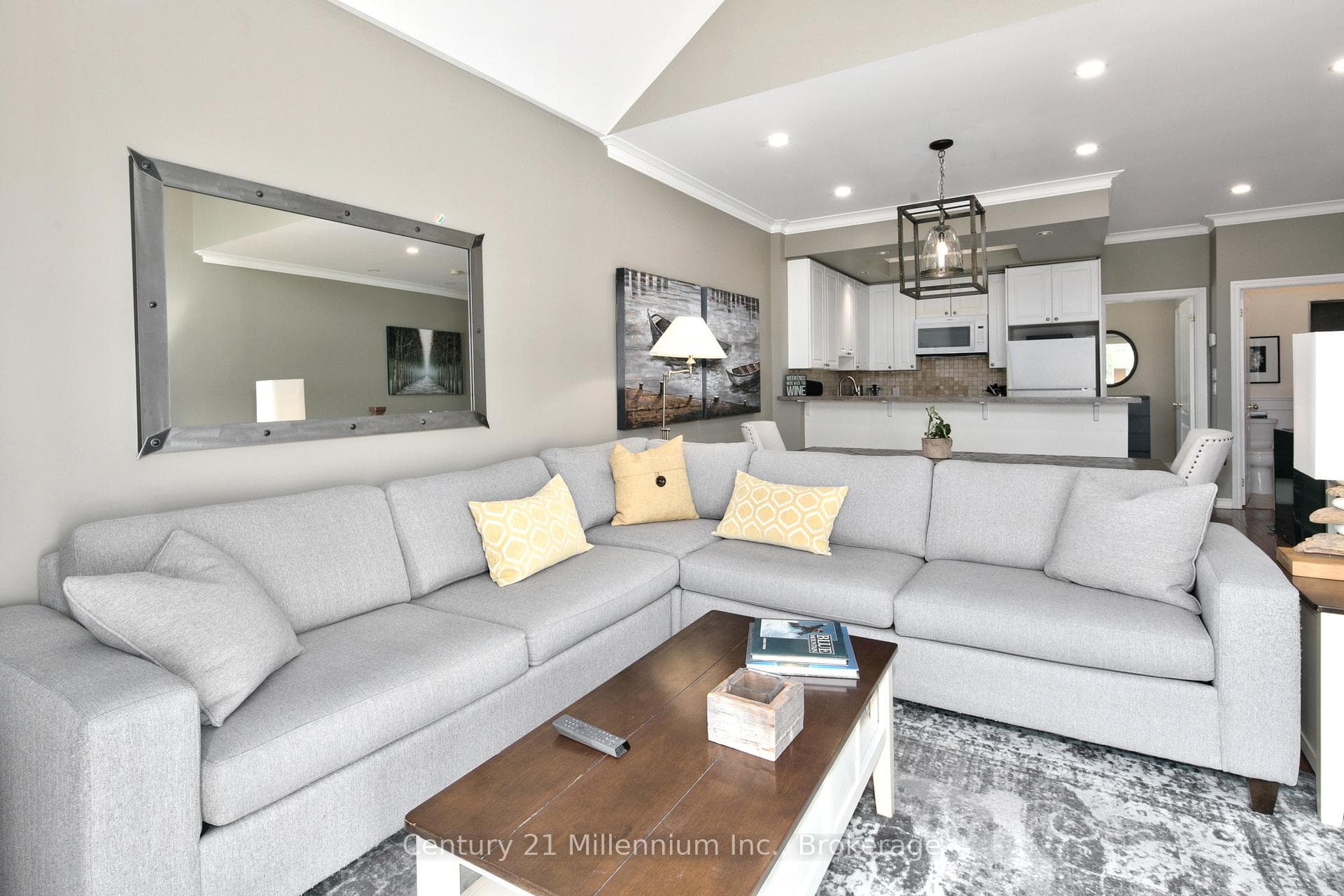 110 Kellies Way Unit 6 photo 14