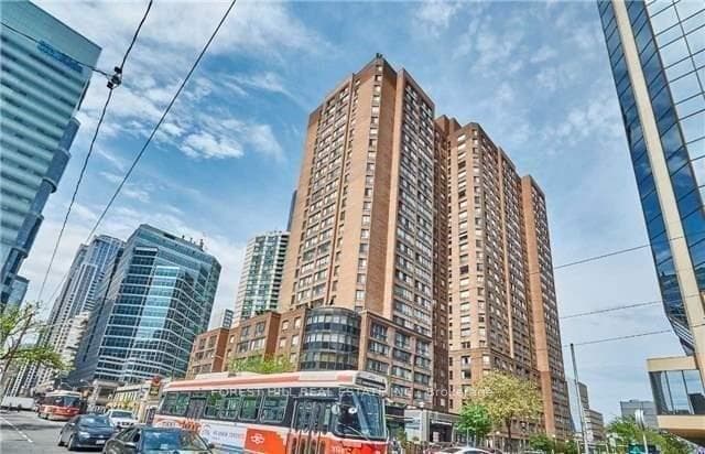 633 Bay Street Unit 1007 photo 1