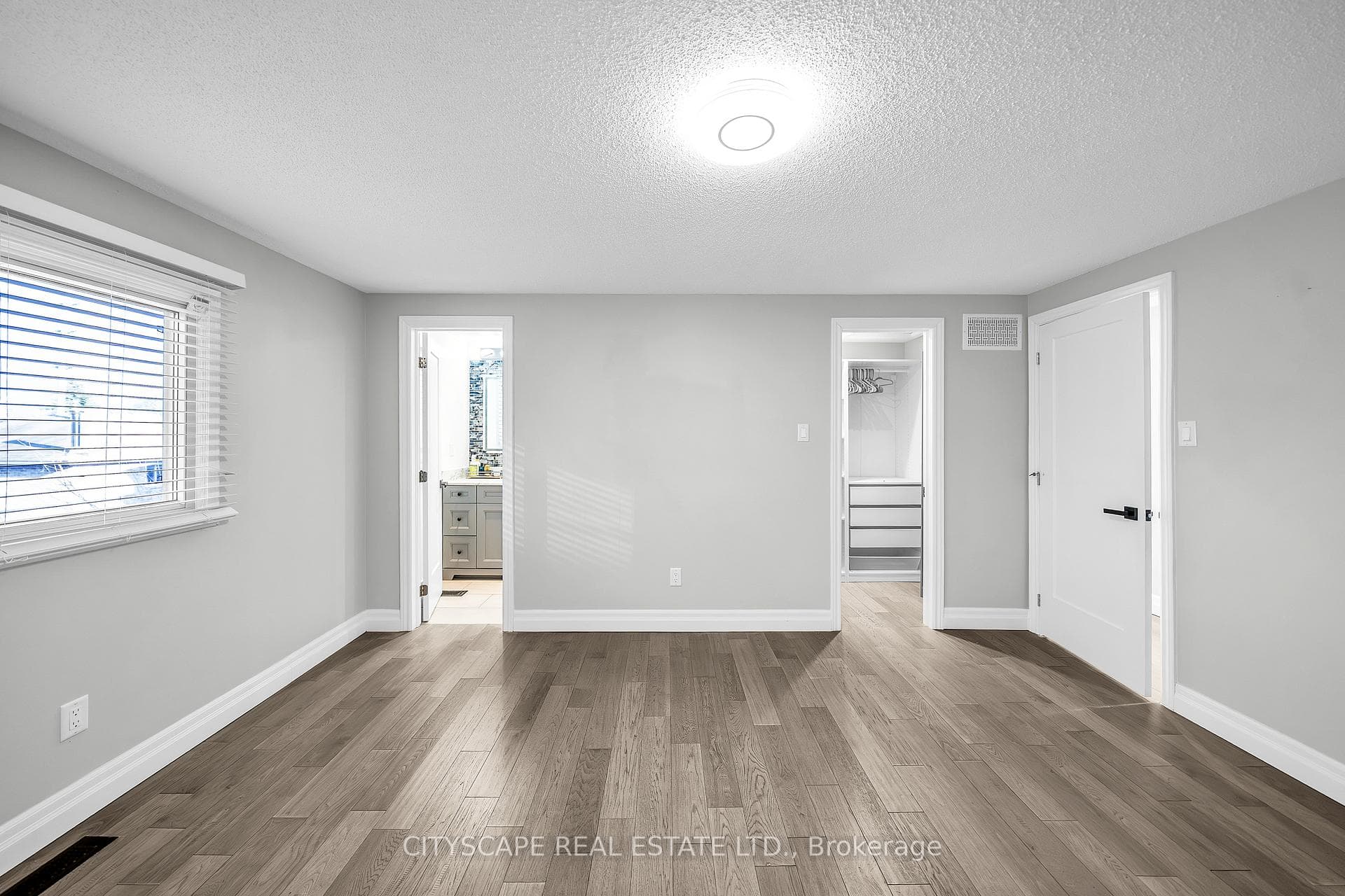 Main - 1605 Deerbrook Drive photo 14