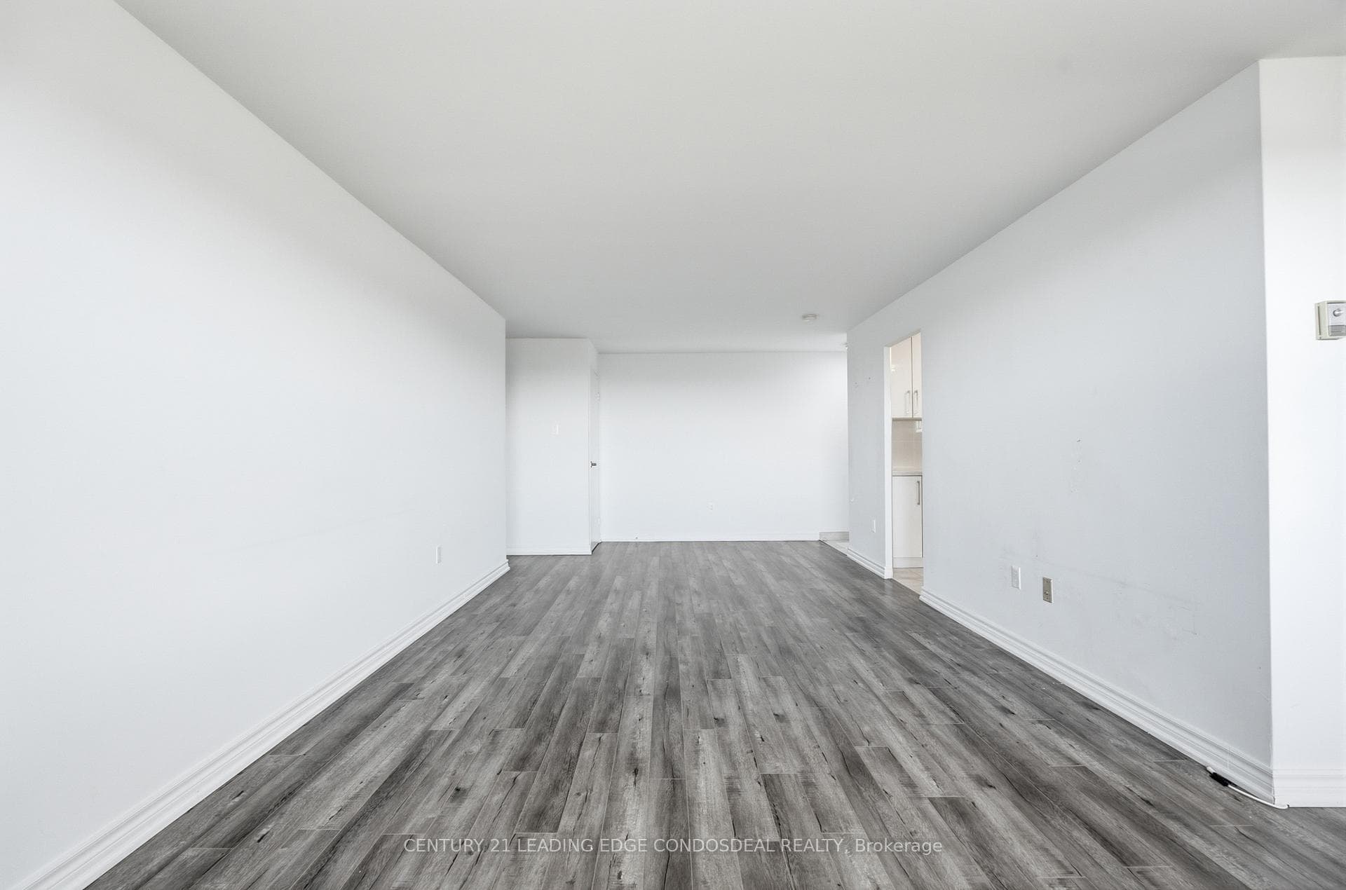 270 Palmdale Drive Unit 1508 photo 10