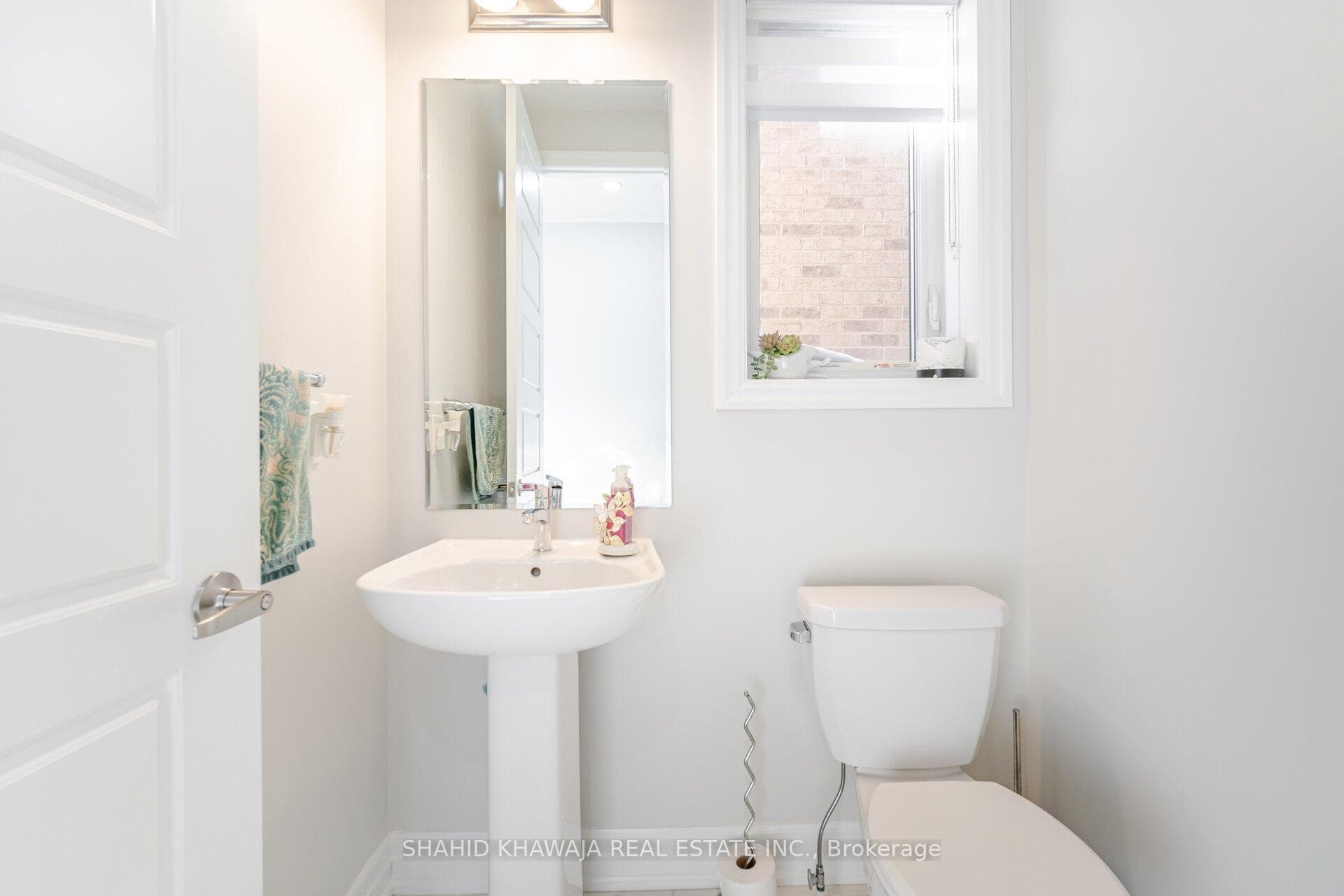158 Yates Drive photo 13