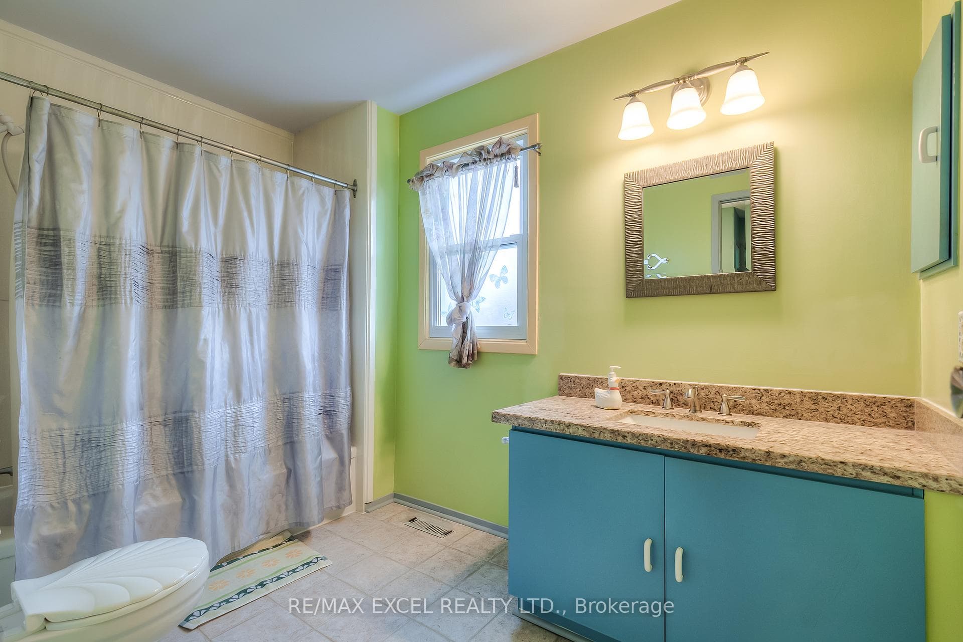 67 Tunney Crescent photo 14