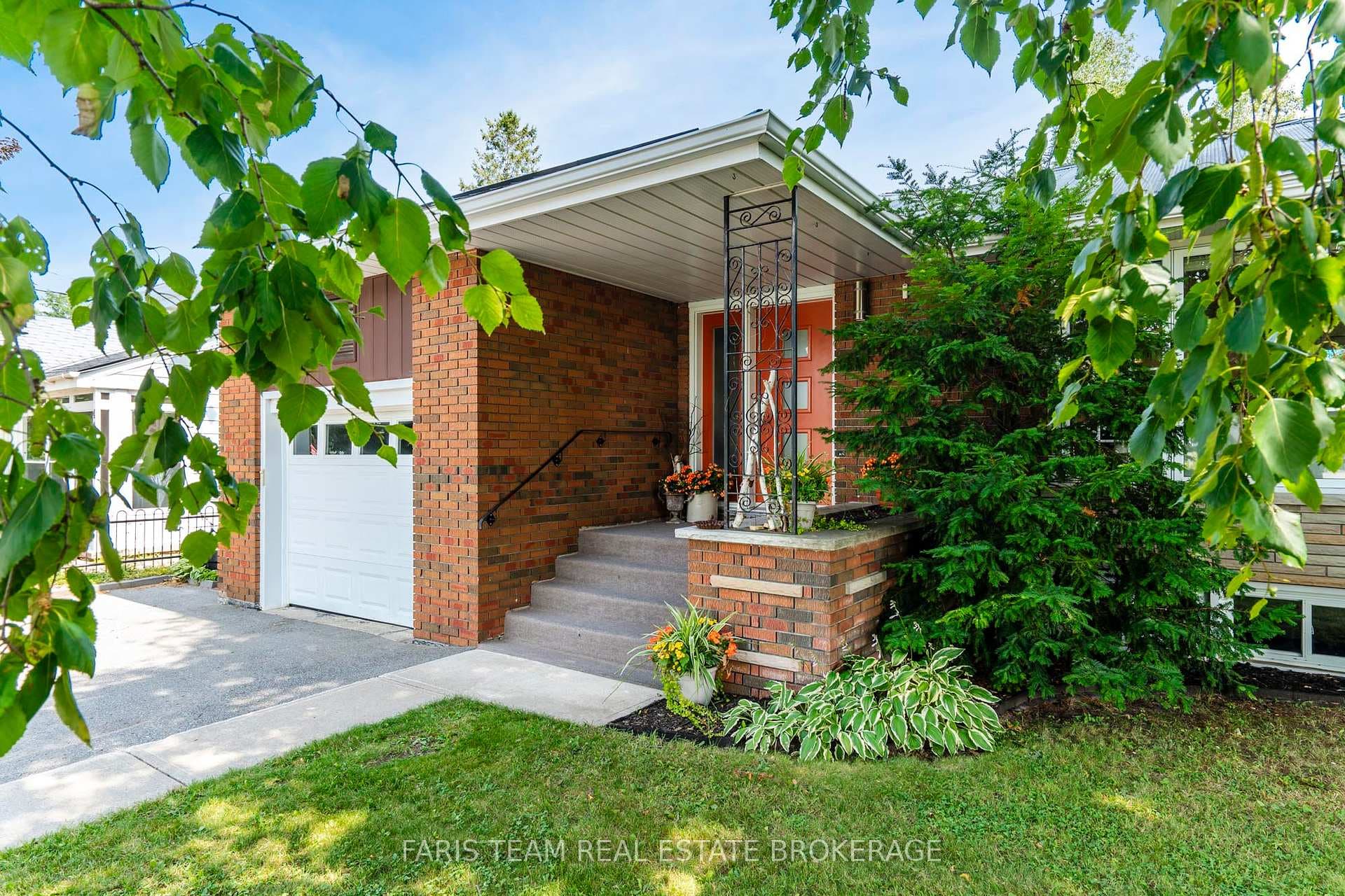 44 Jeffery Street photo 4