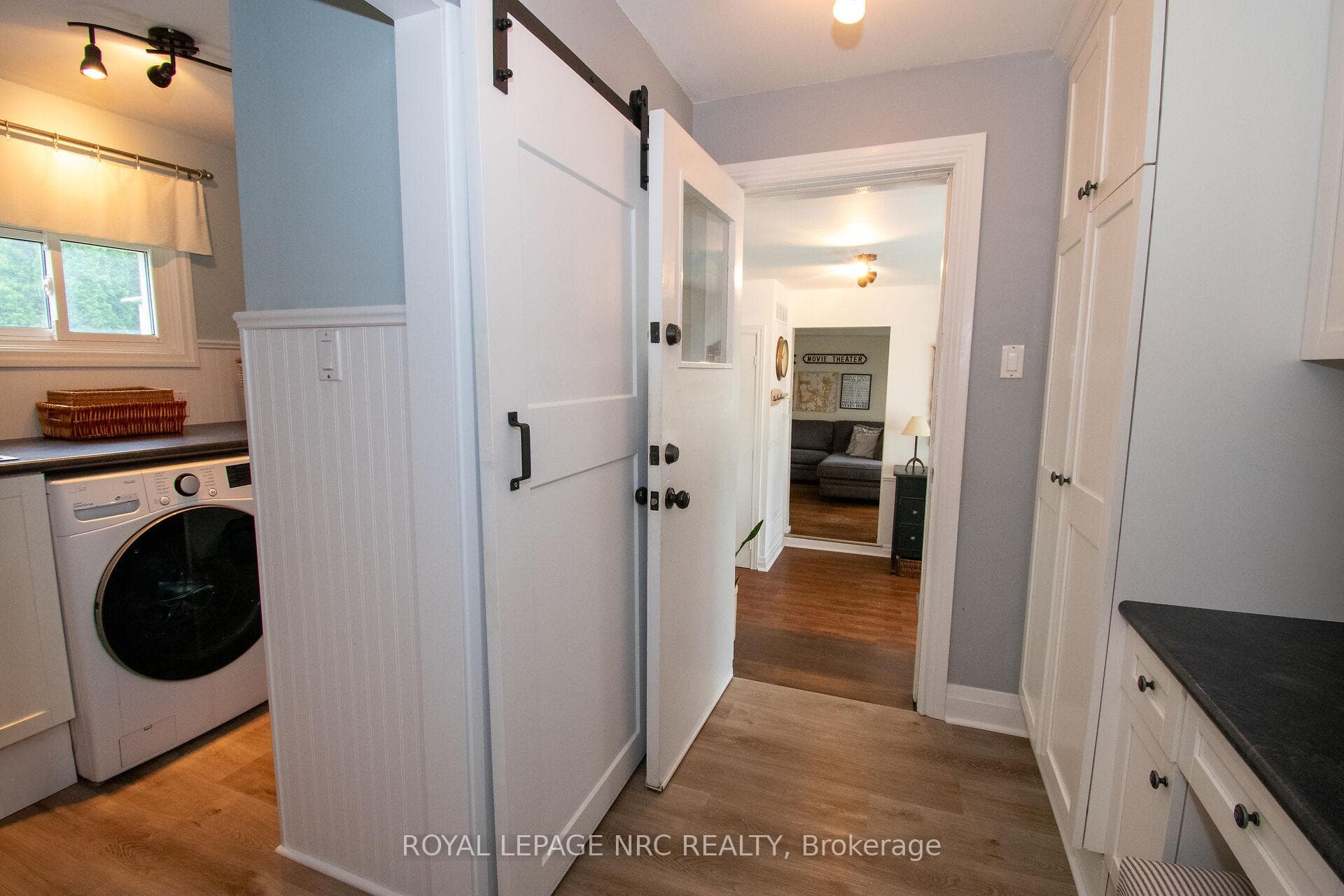 87 Lakeport Road photo 18