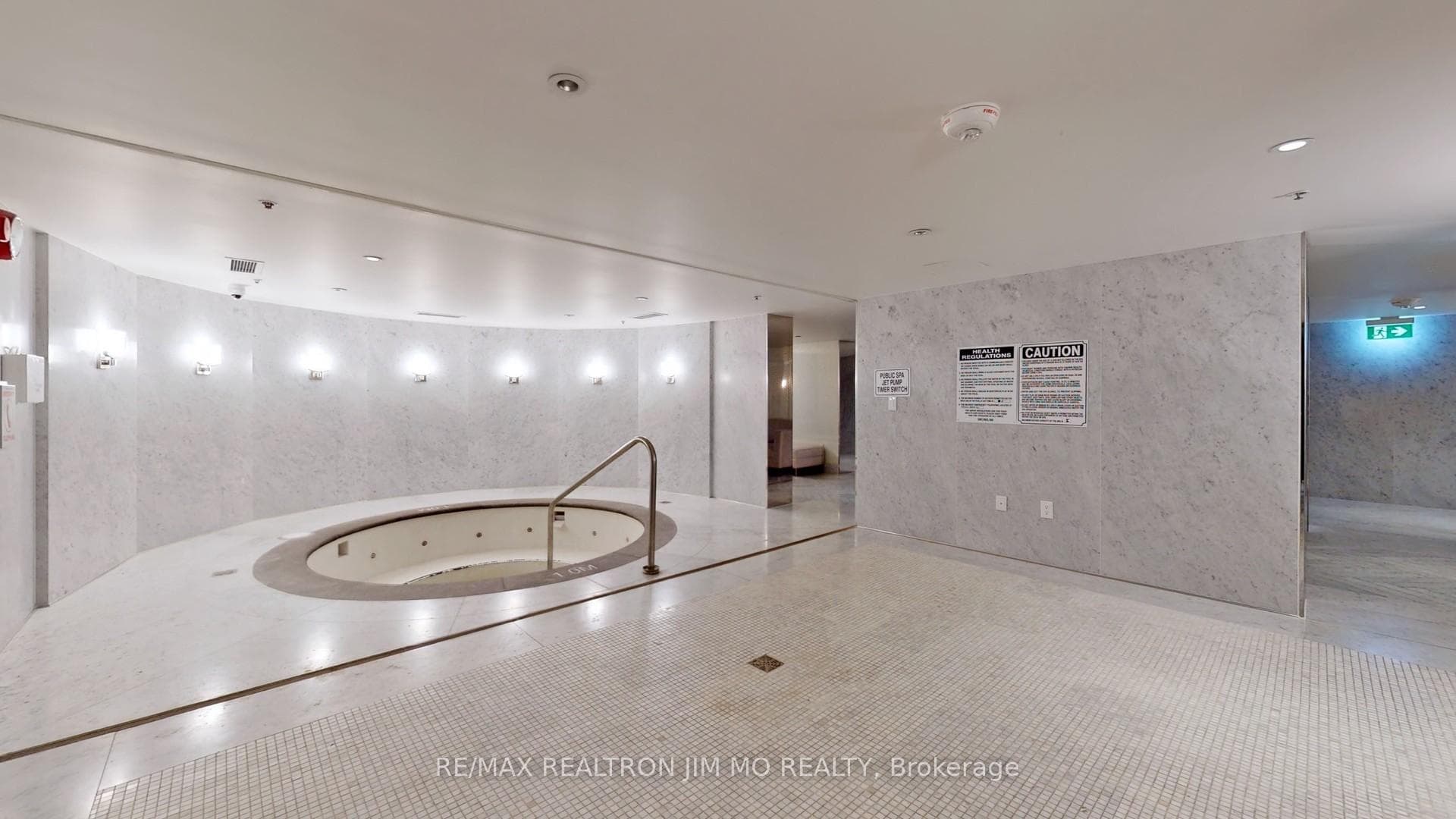 955 Bay Street Unit 2205 photo 32