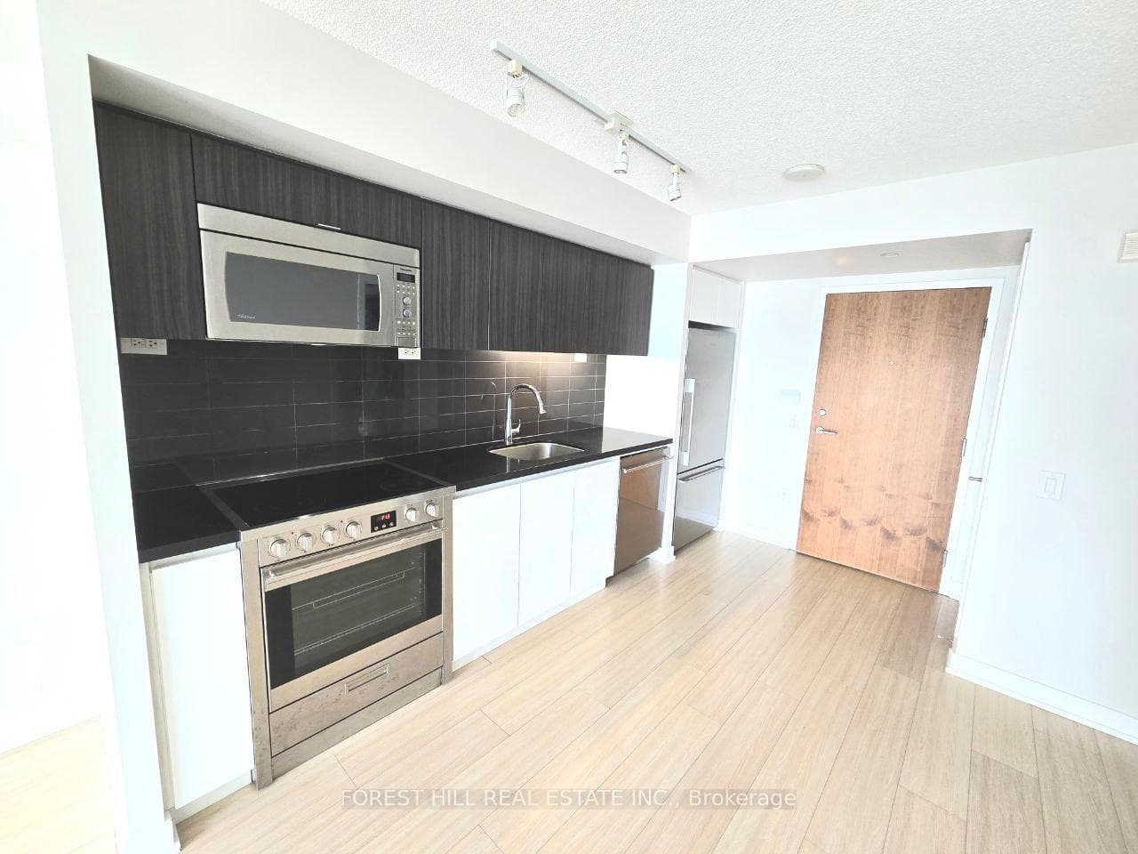 85 Queens Wharf Road Unit 1611 photo 8