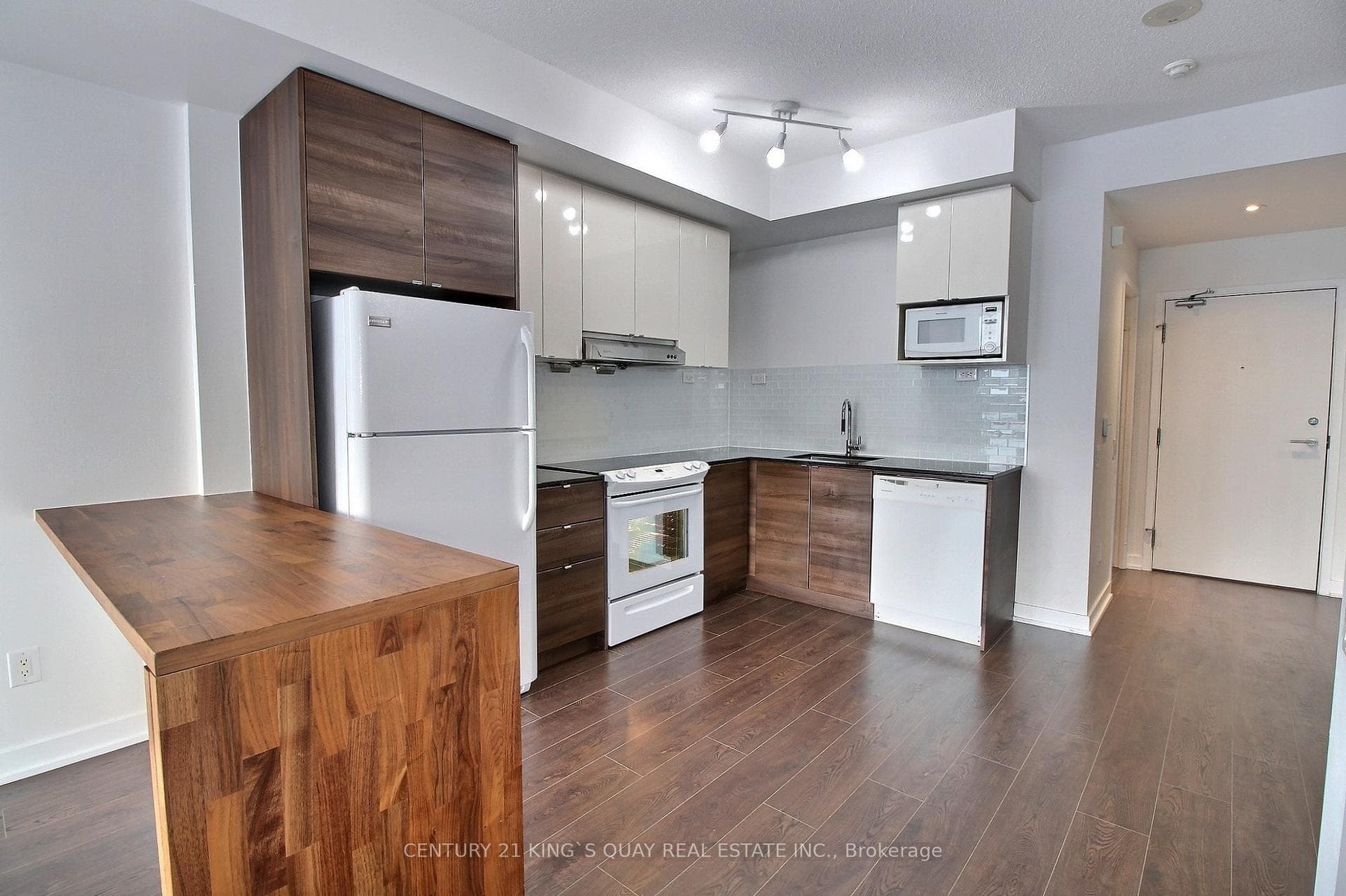 121 McMahon Drive Unit 1111 photo 4