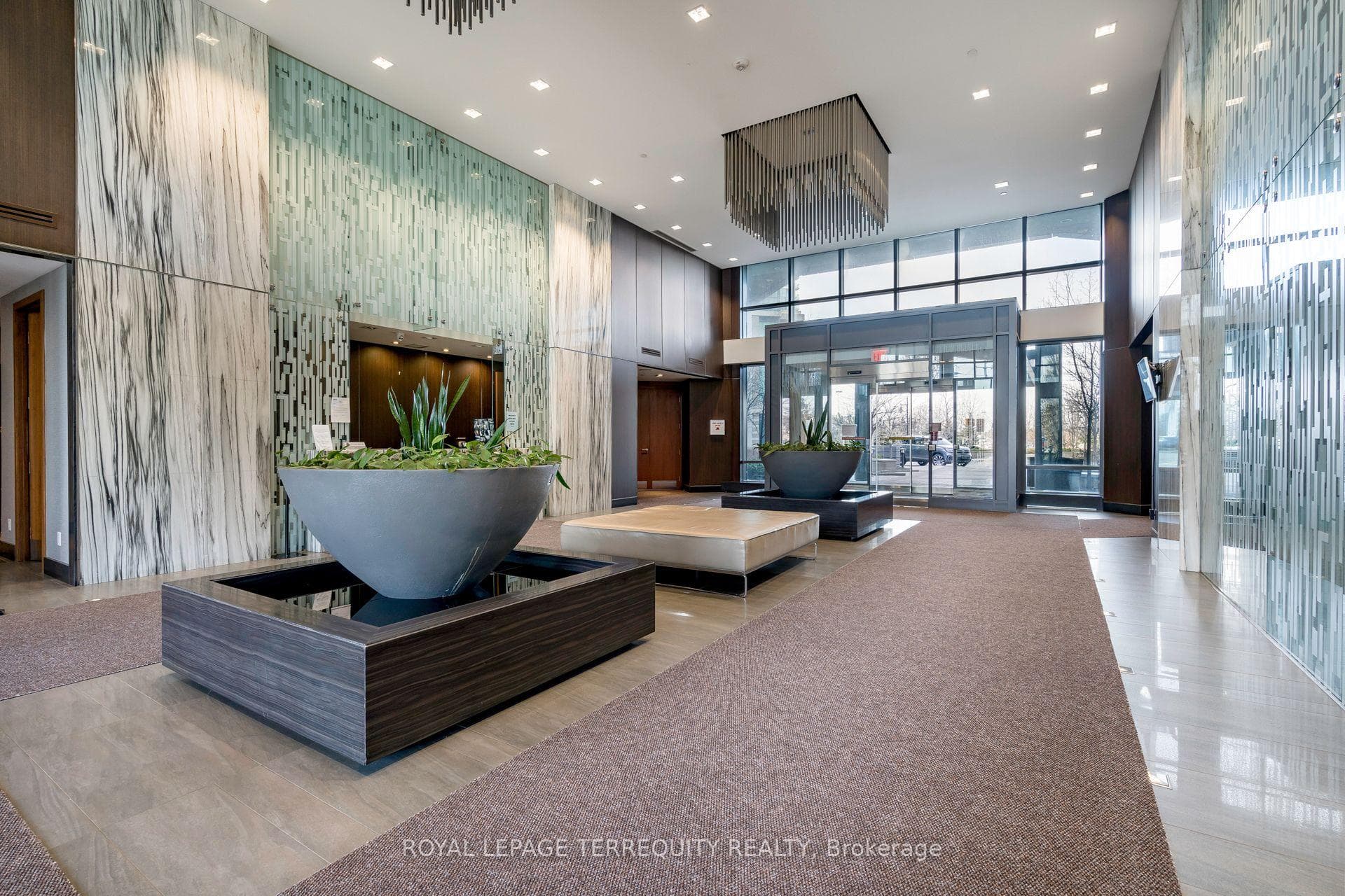 215 Sherway Gardens Road Unit 2810 photo 27