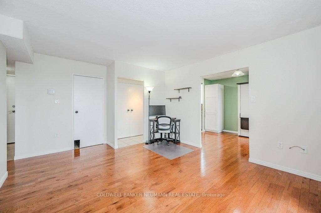 89 Westwood Road Unit 501 photo 11