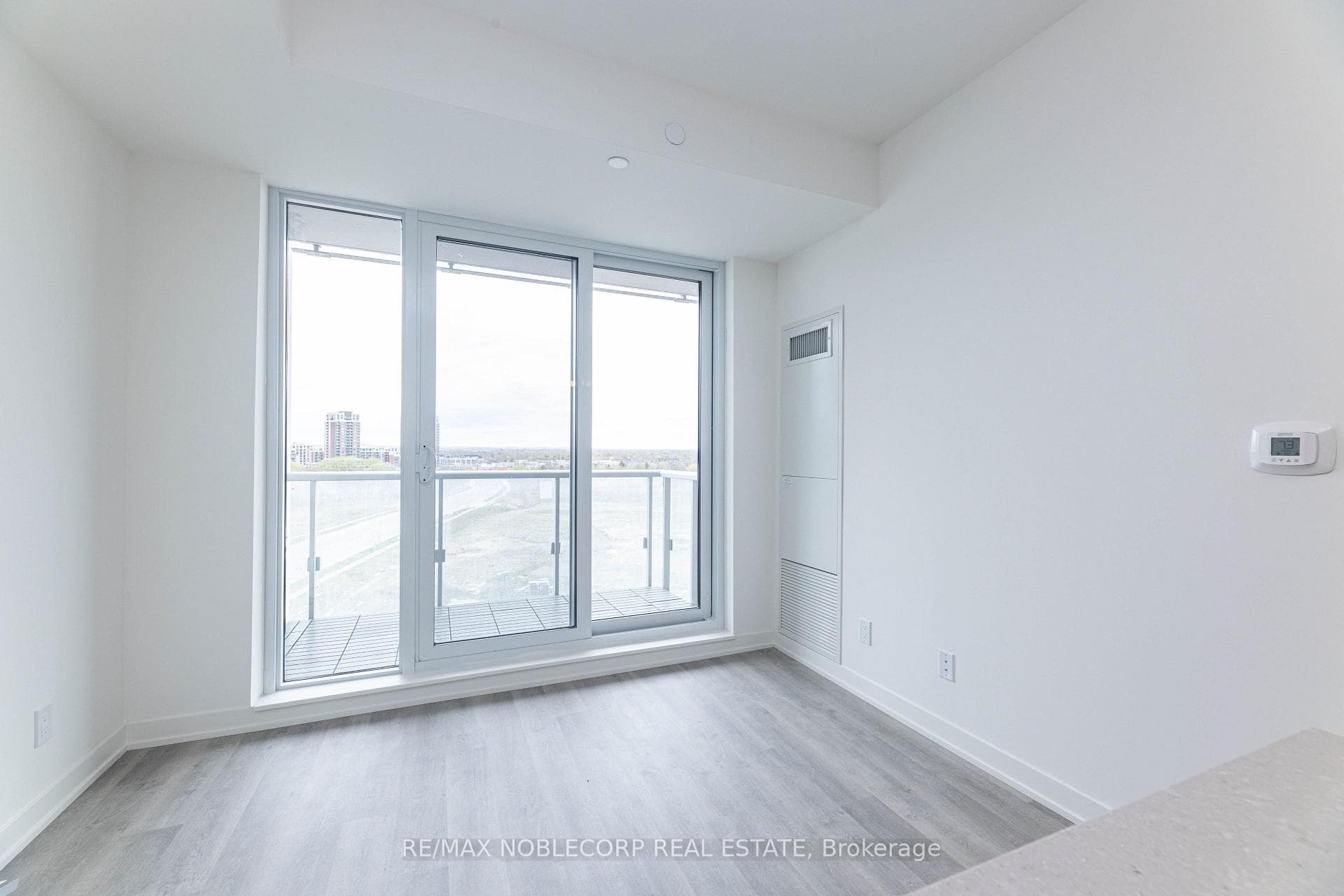 292 Verdale Crossing Unit 805B photo 19