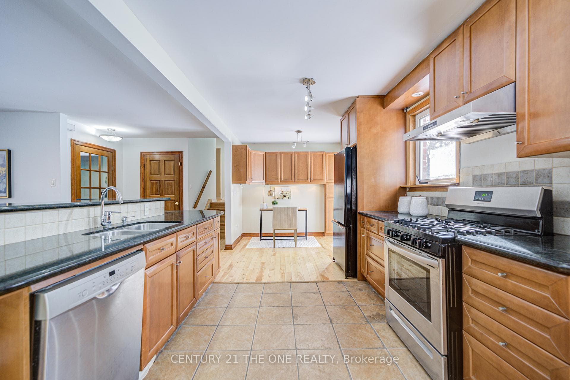 224 Park Avenue photo 8