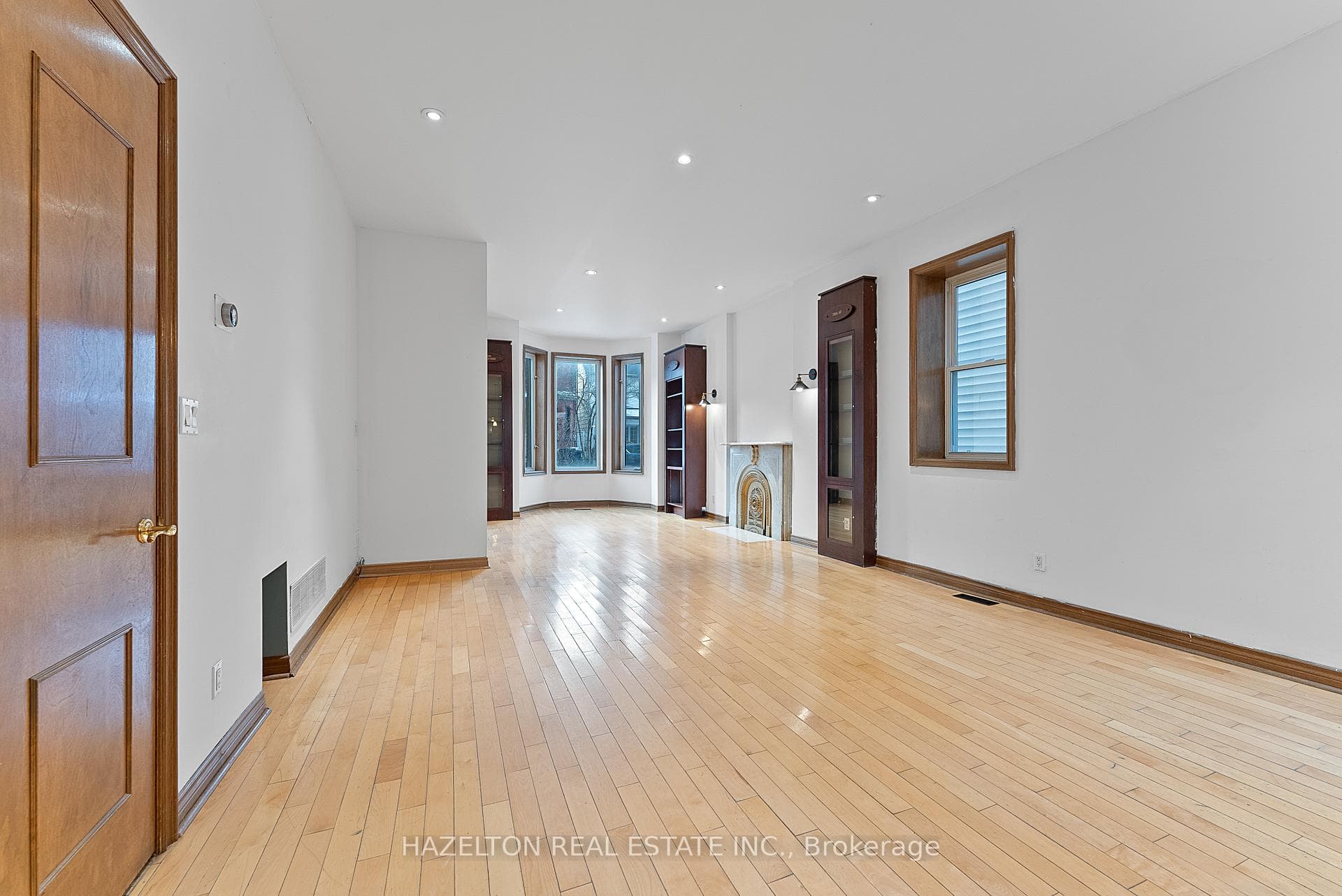 13 Fennings Street Unit Main photo 3