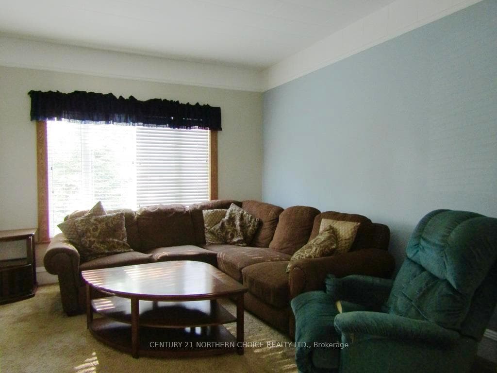 812 Christie Avenue photo 13