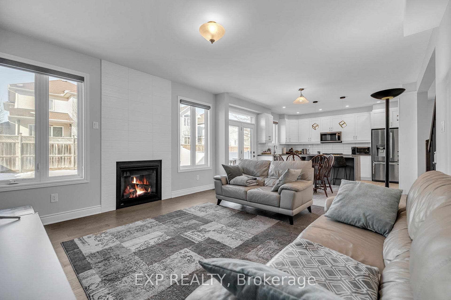 639 Parade Drive photo 17