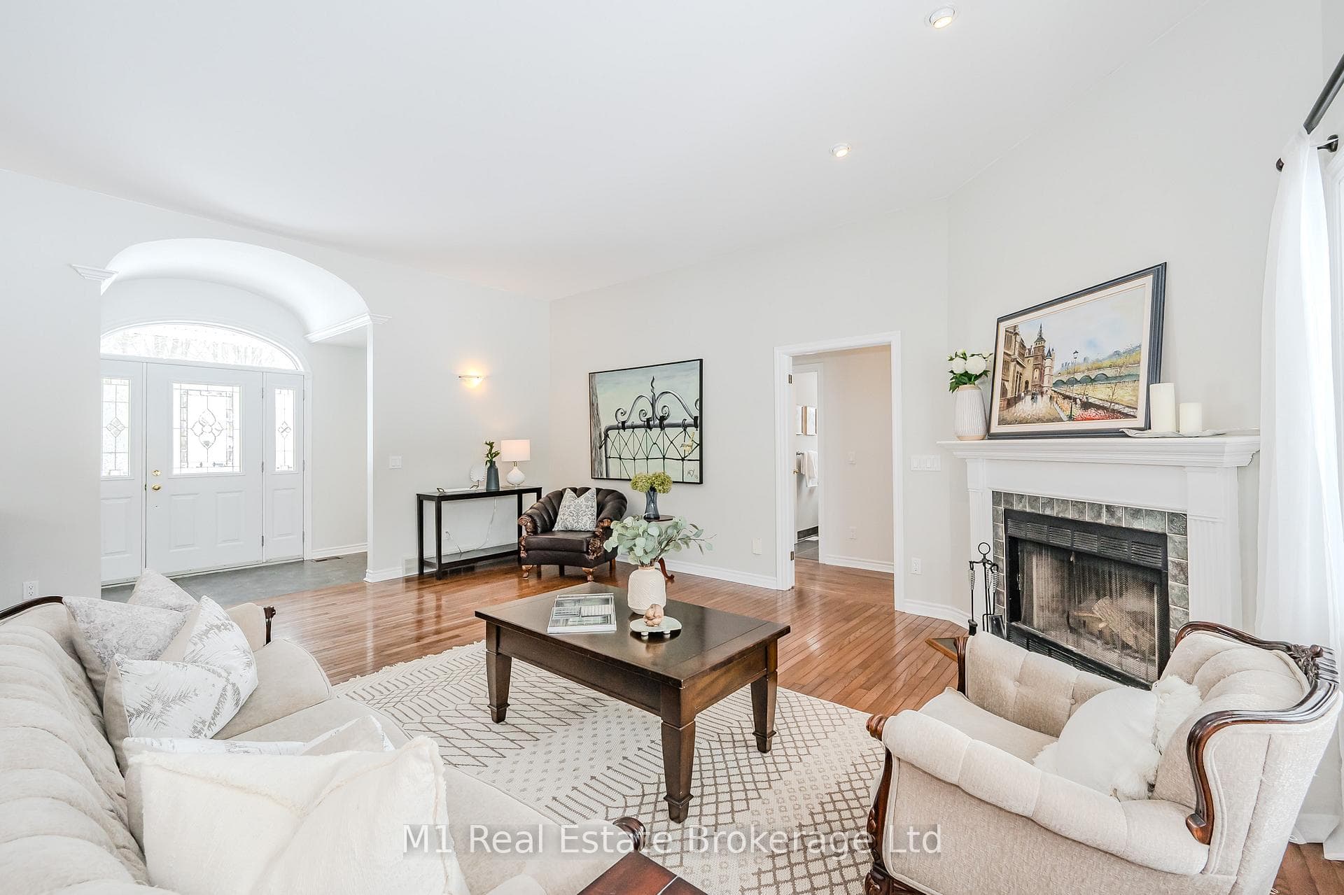 7610 Wellington 51 Road photo 10
