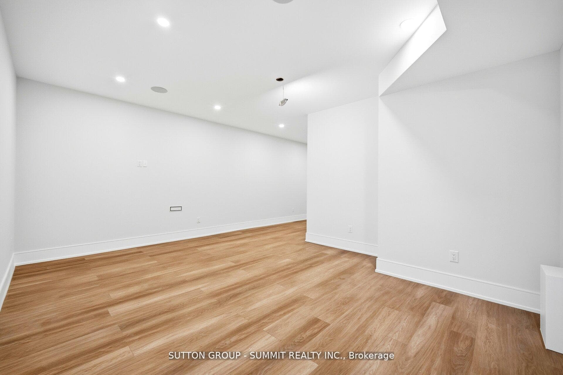 1228 Alexandra Avenue photo 42