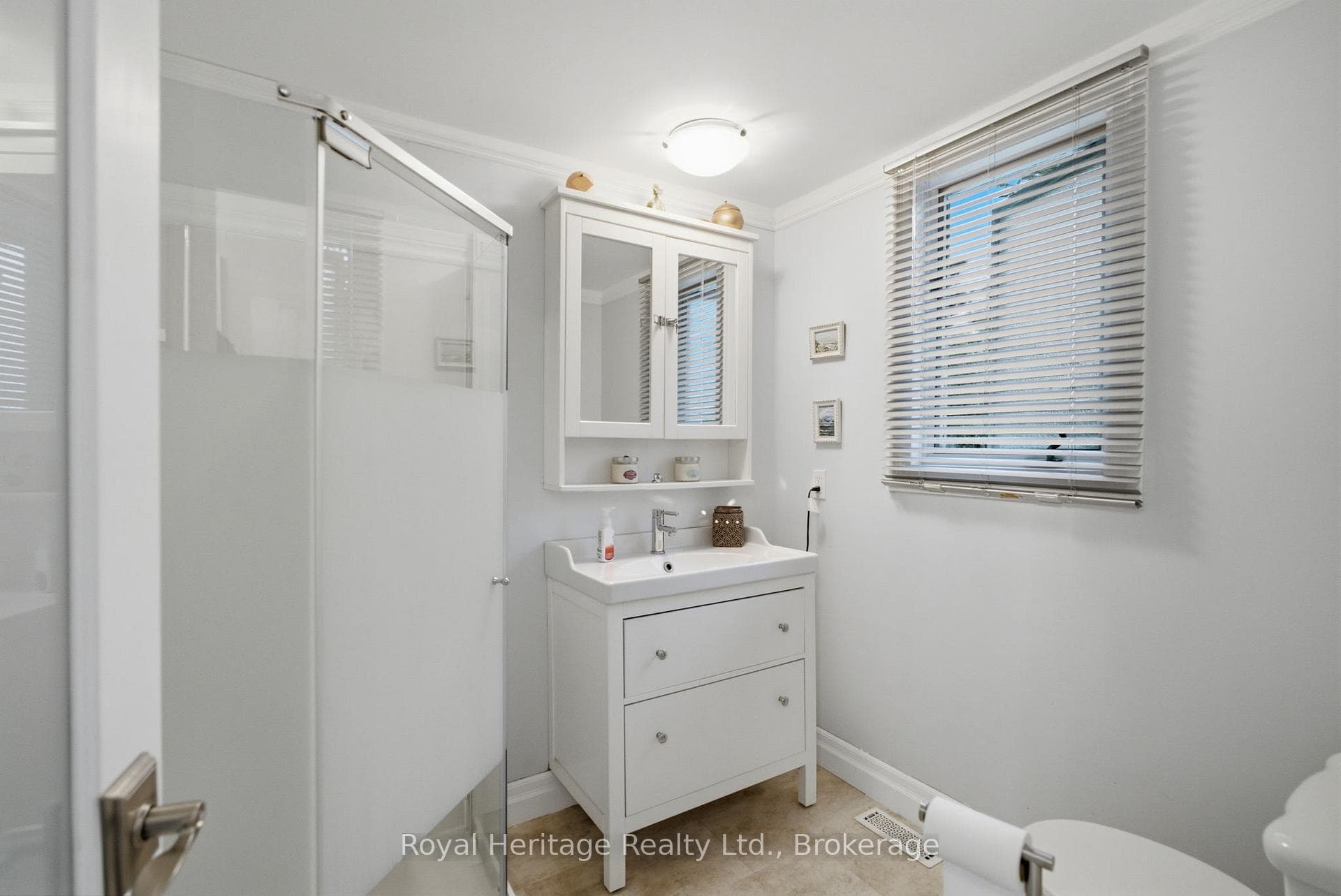 284 Port Hoover Road photo 4
