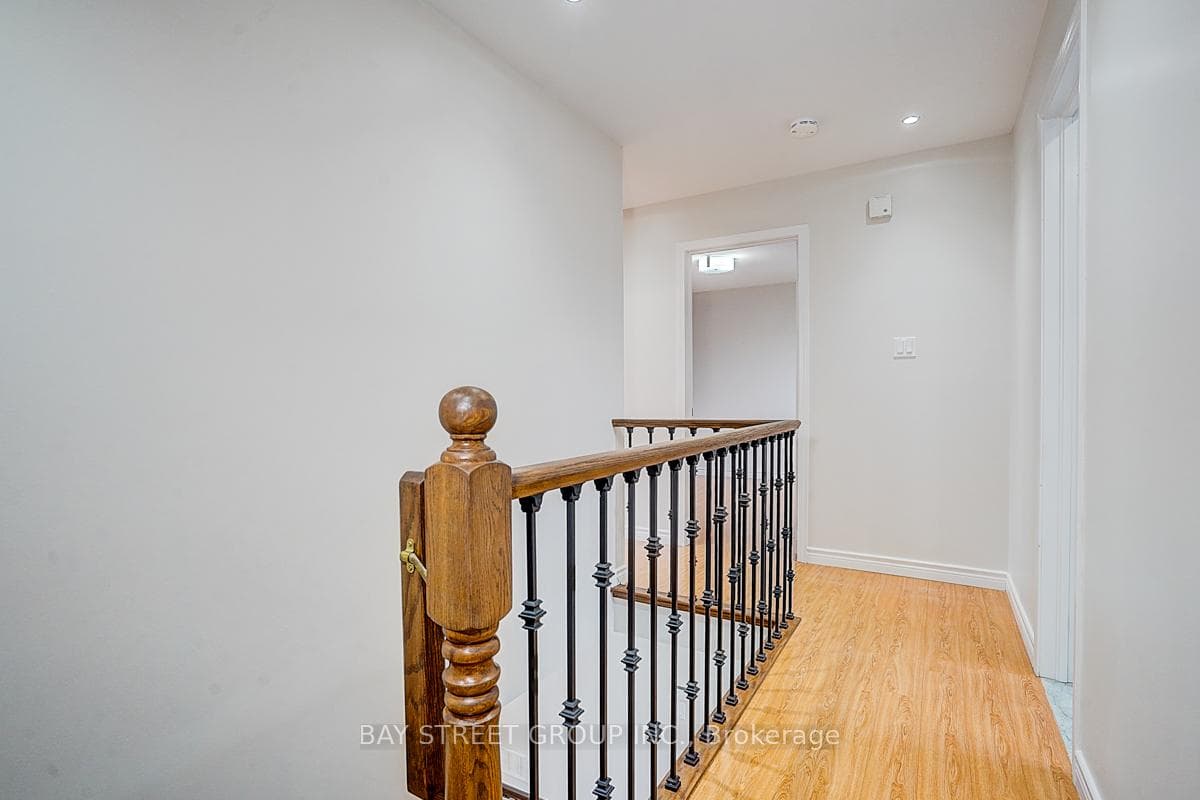 34 Hyacinth Crescent photo 20