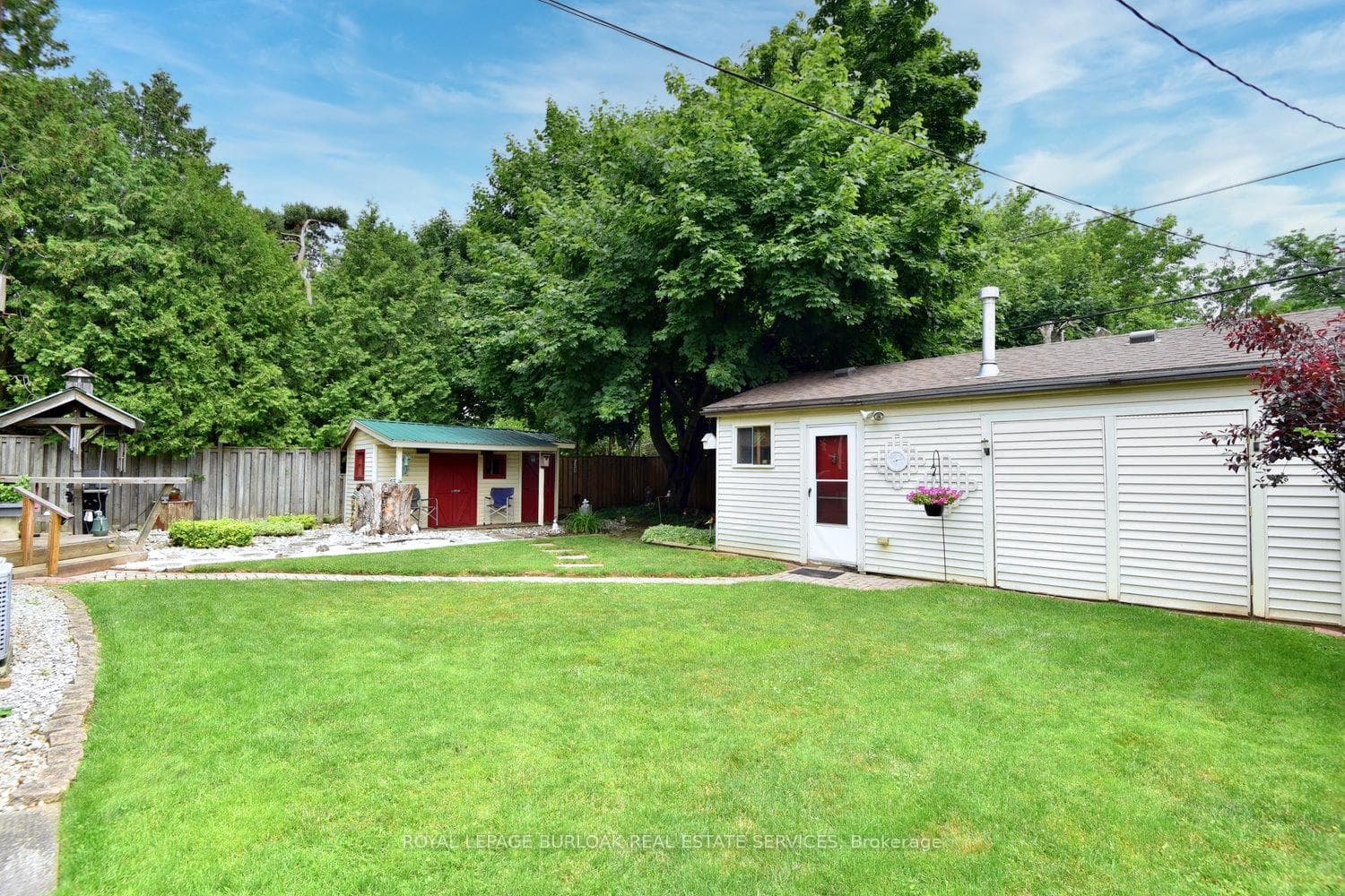 5376 Murray Crescent photo 39