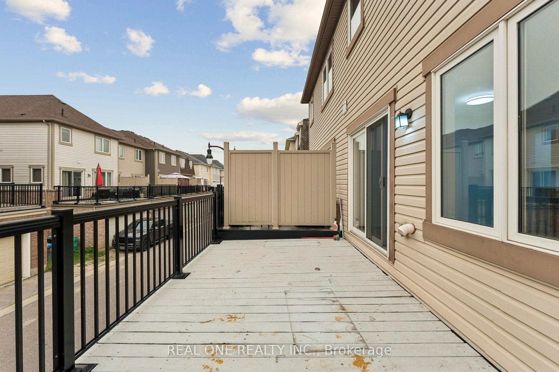 30 Henneberry Lane photo 36