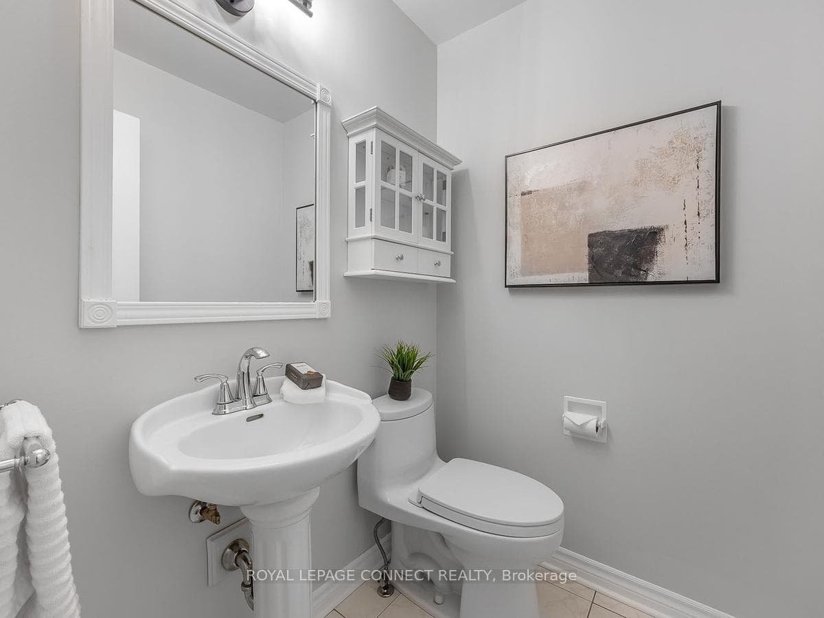 1564 Saugeen Drive photo 20