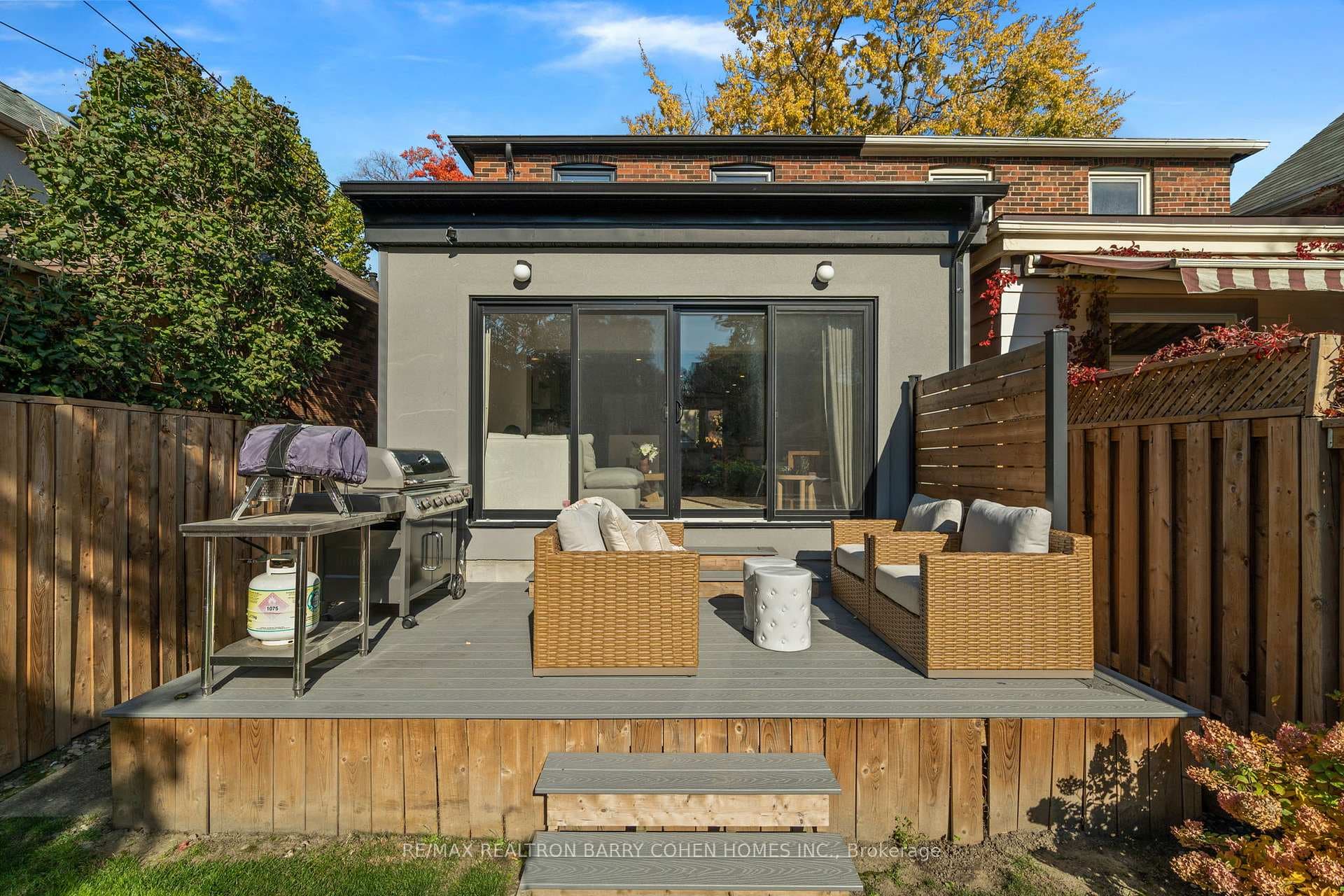341 Woburn Avenue photo 34