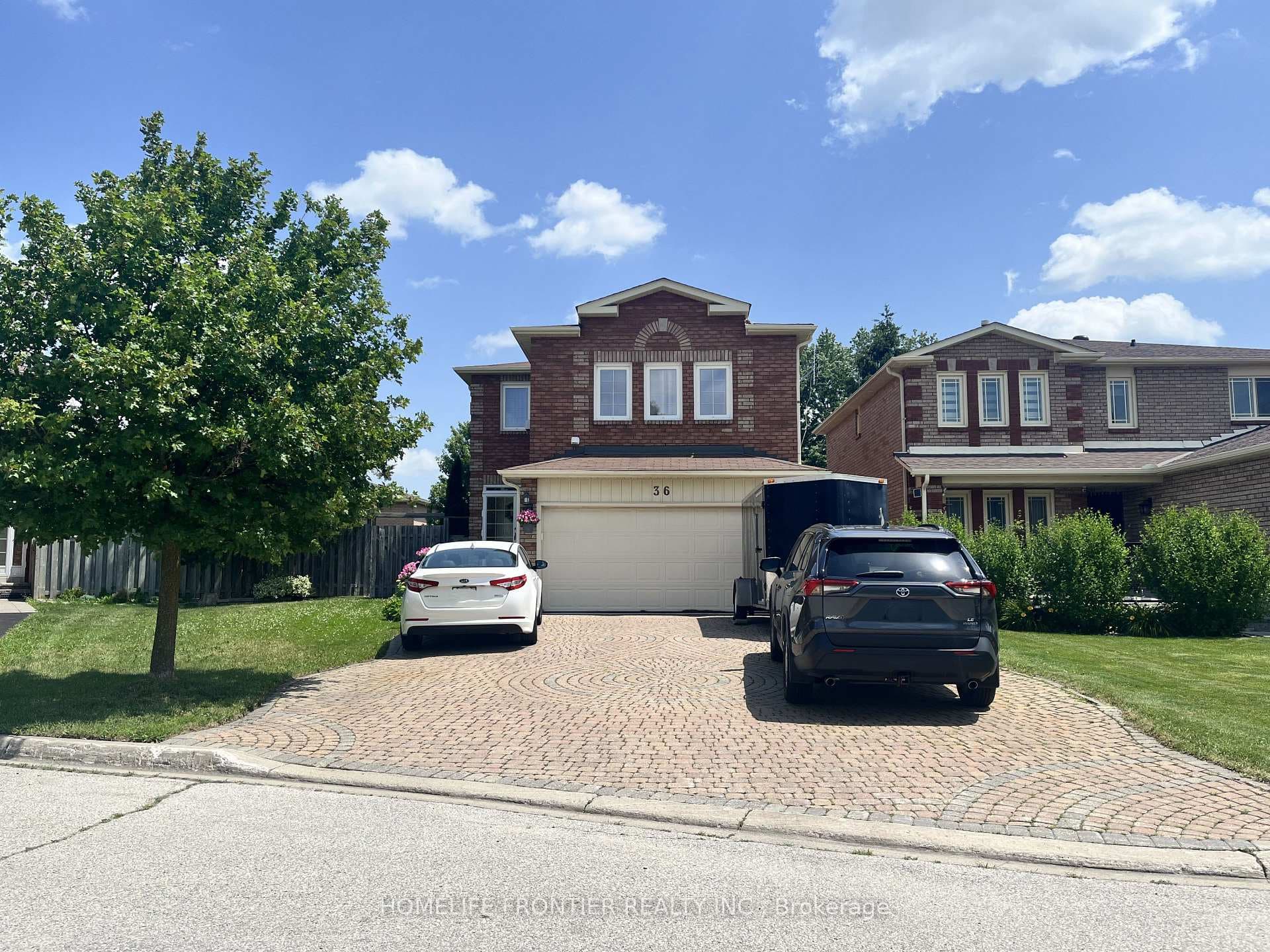 36 Tamara Drive photo 2