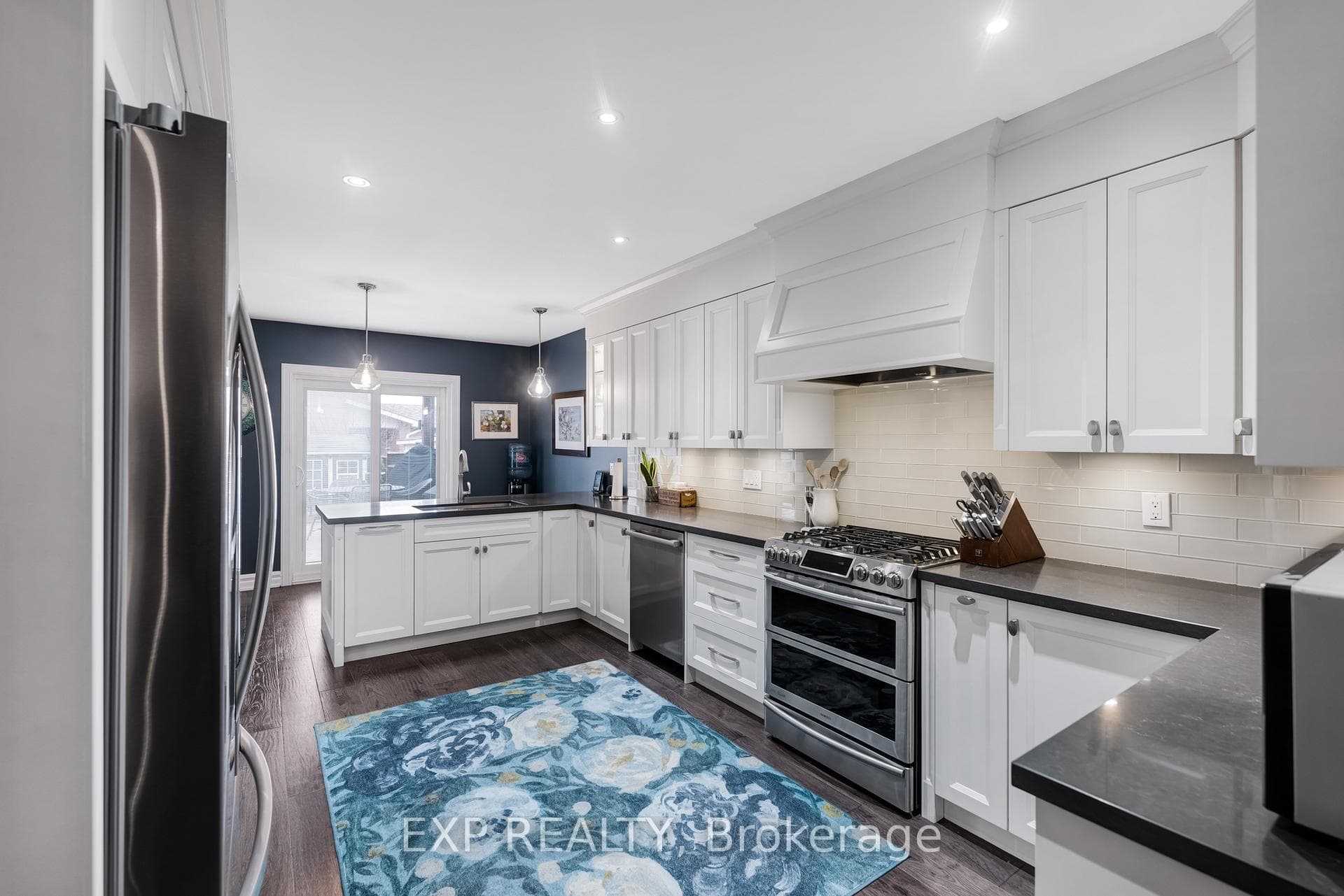 138 Princeton Gate photo 6