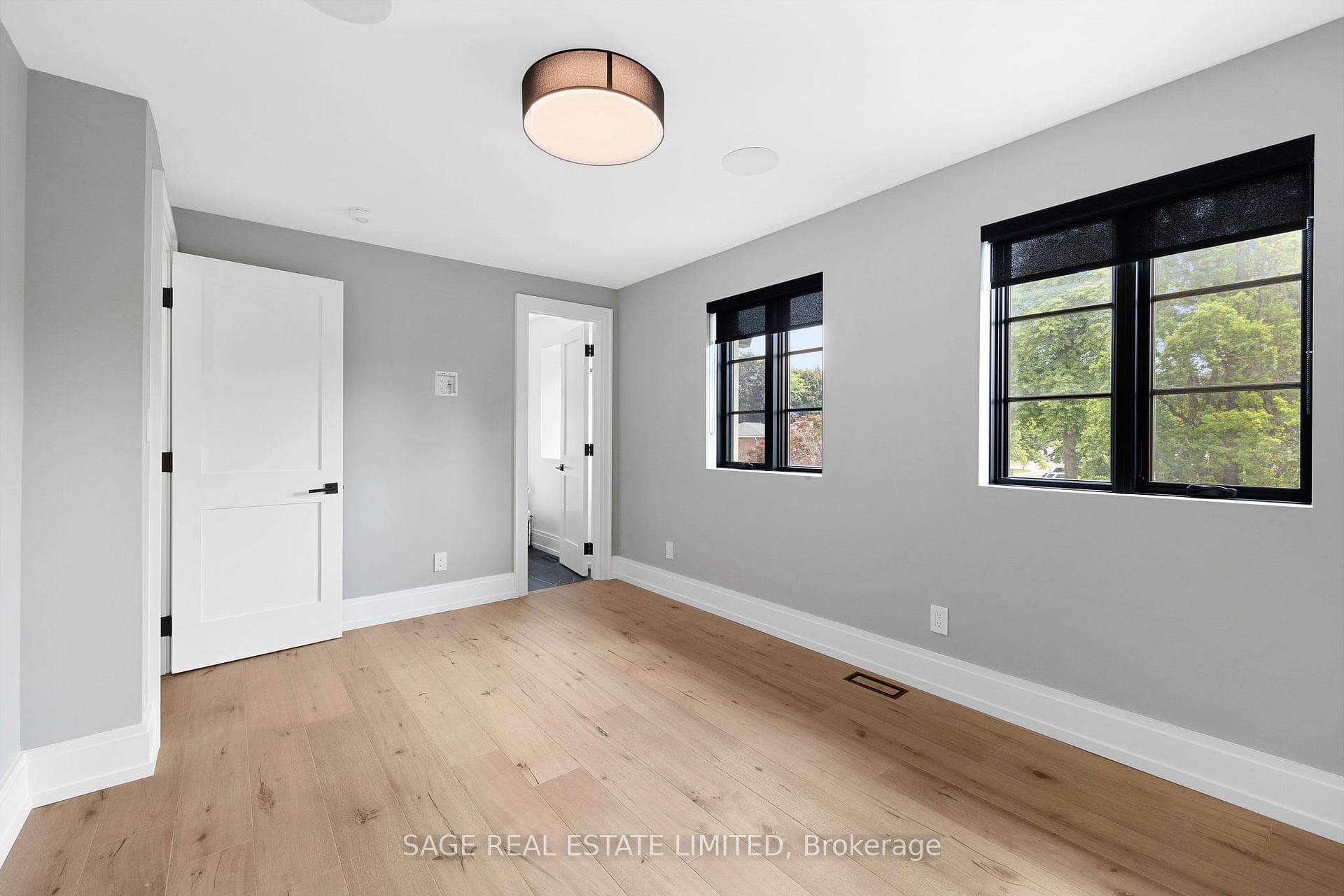 Fourth bedroom.