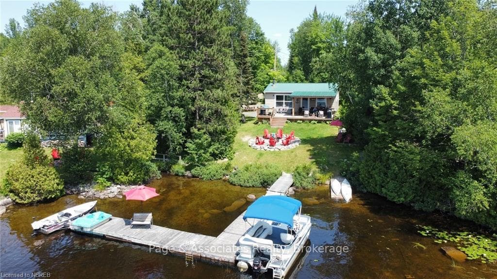 382A DANIS Road photo 4