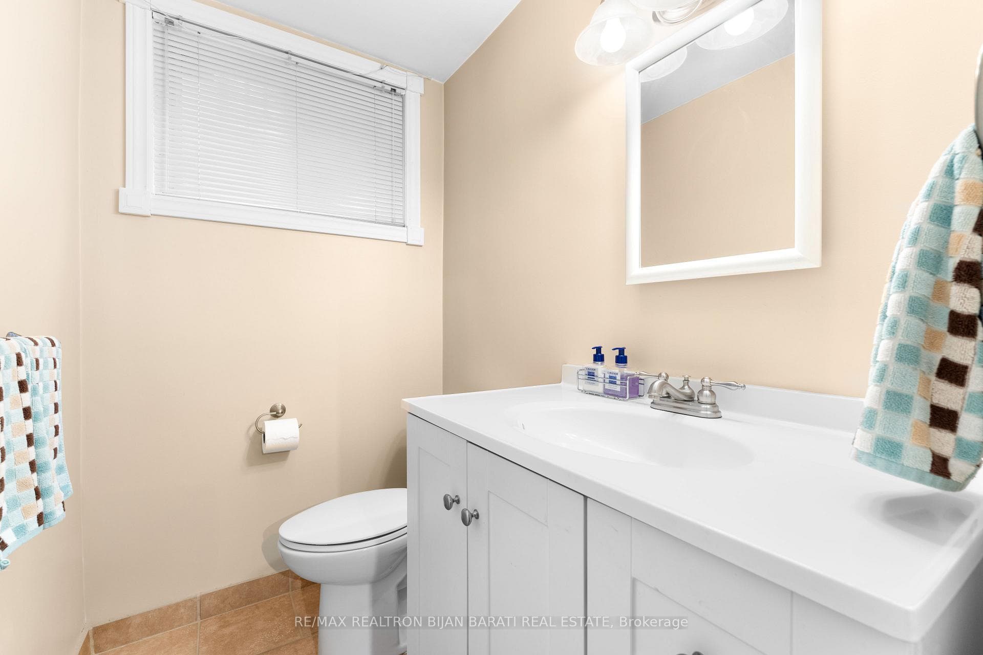 276 Kingsdale Avenue photo 25